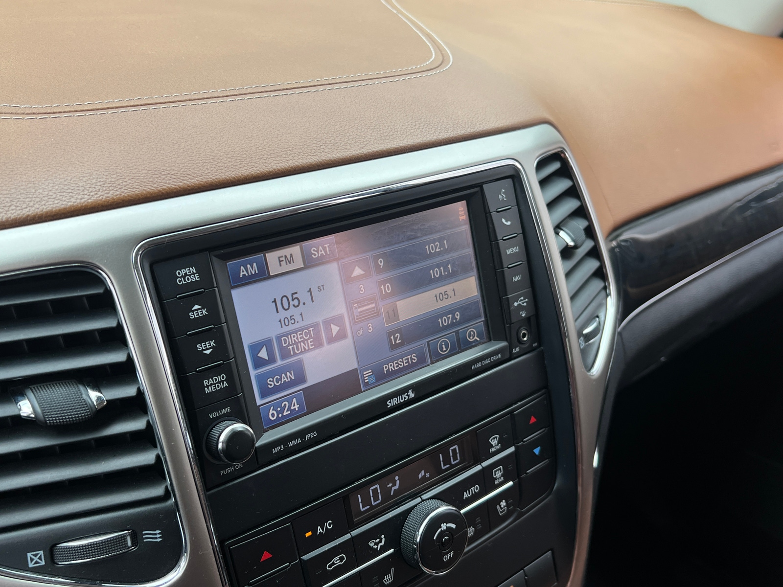 Thumbnail: 2013 Jeep Grand Cherokee - 3