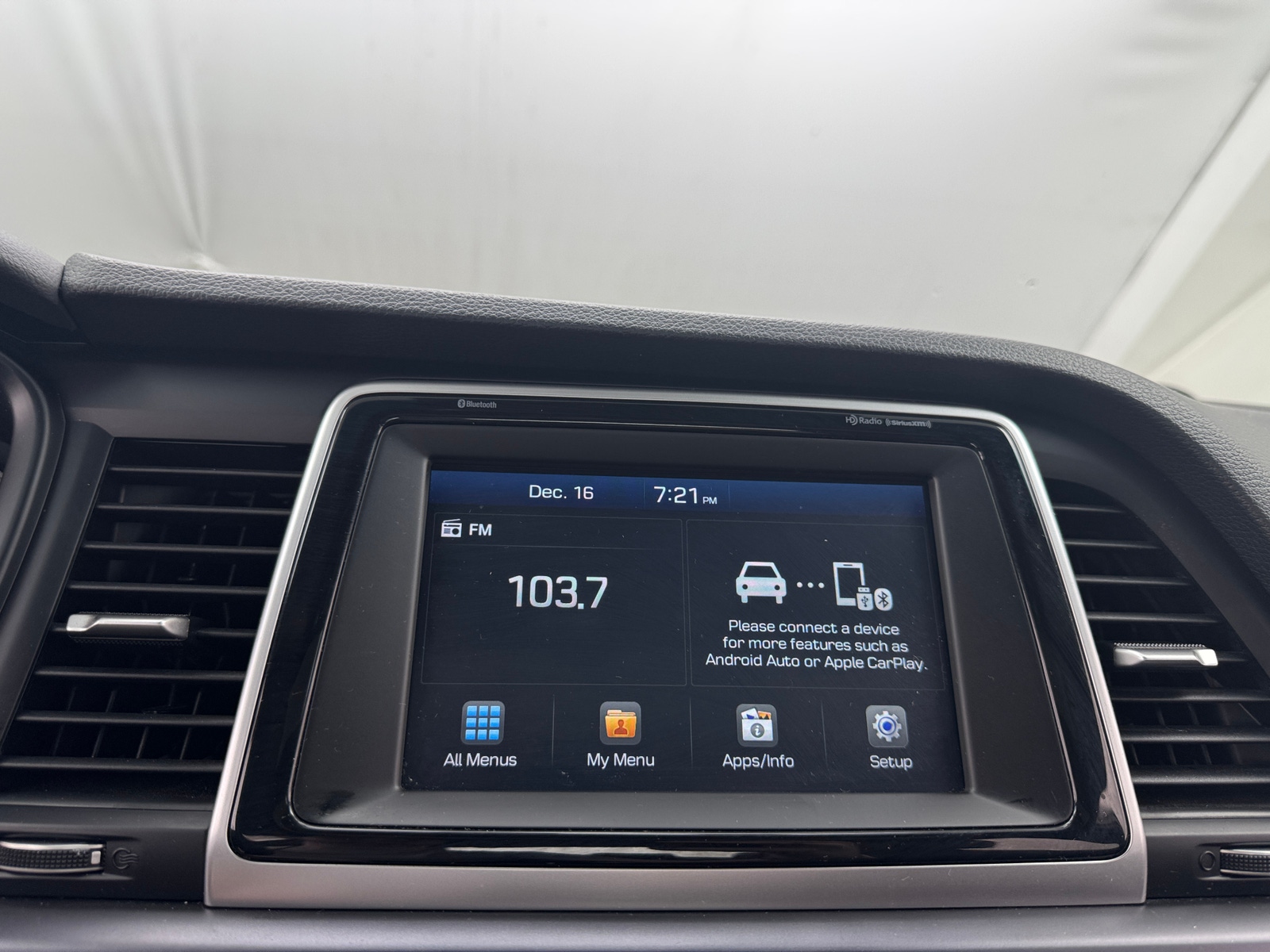 Thumbnail: 2019 Hyundai Sonata - 4