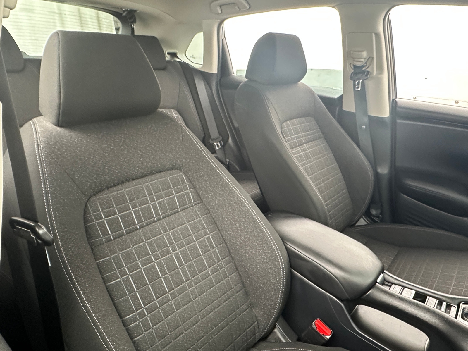 Thumbnail: 2025 Honda HR-V - 2