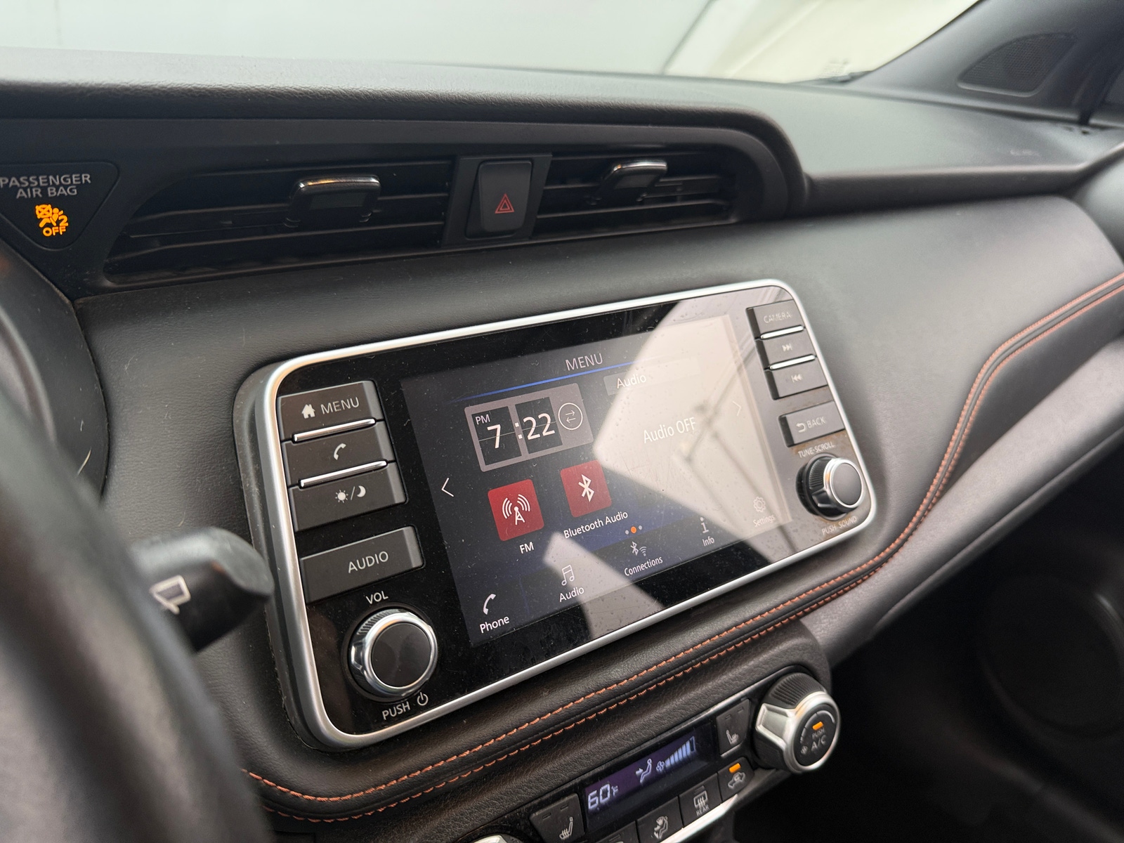 Thumbnail: 2019 Nissan Kicks - 4