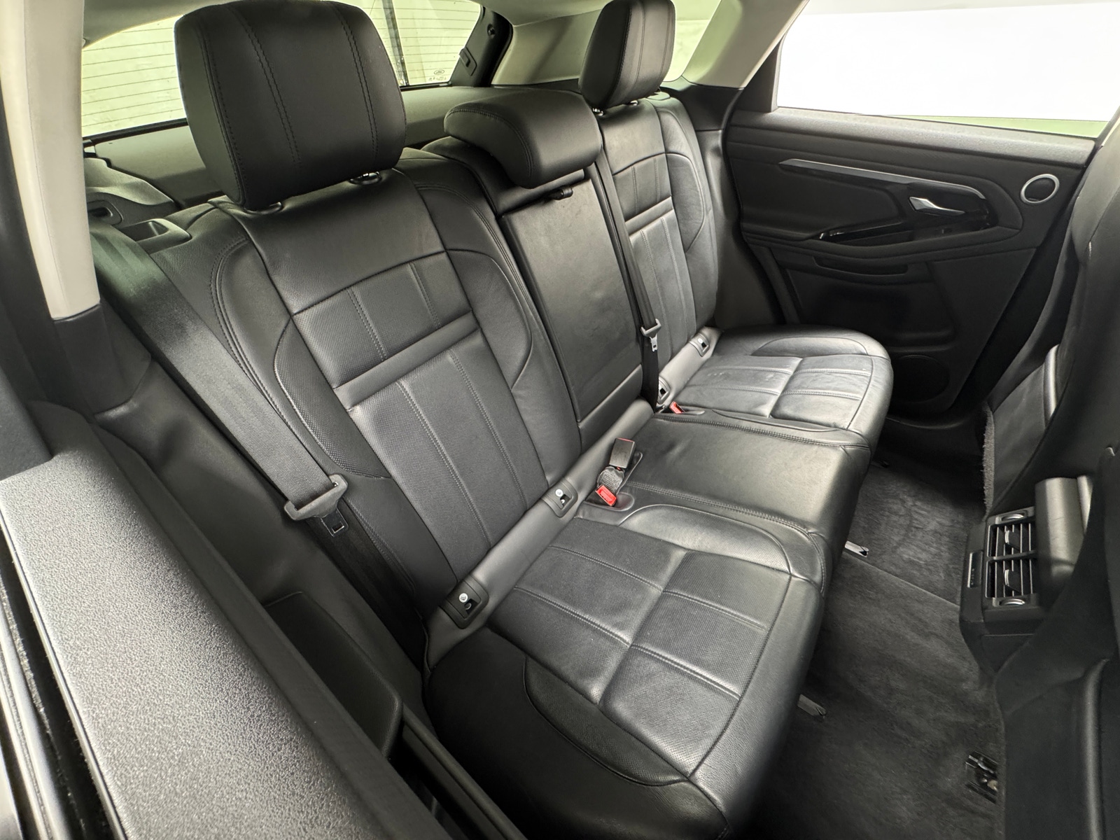 Thumbnail: 2020 Land Rover Range Rover Evoque - 5