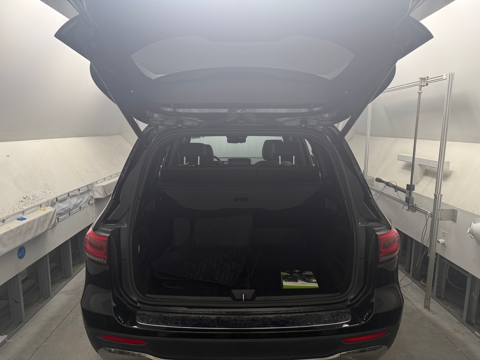 Thumbnail: 2021 Mercedes-Benz GLB - 6