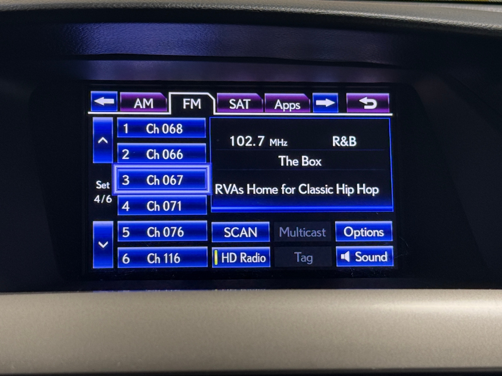 Thumbnail: 2015 Lexus RX - 4