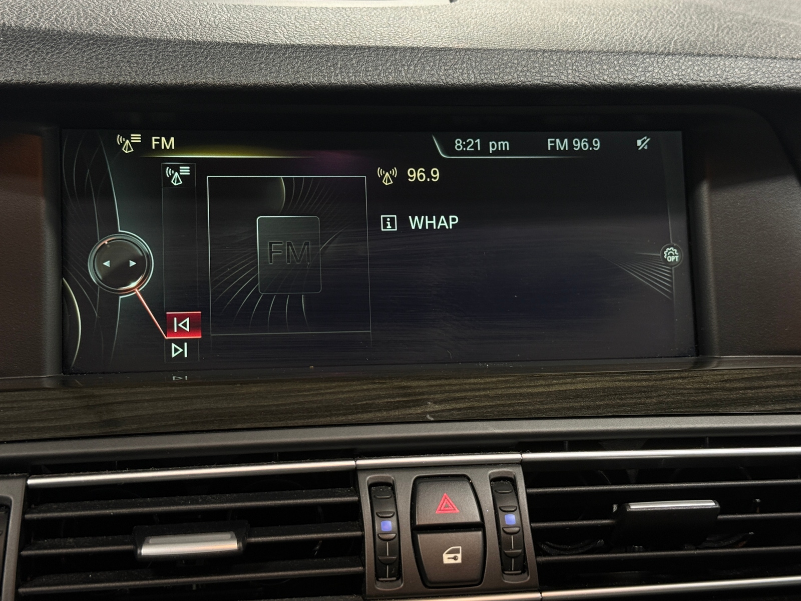 Thumbnail: 2013 BMW M5 - 3