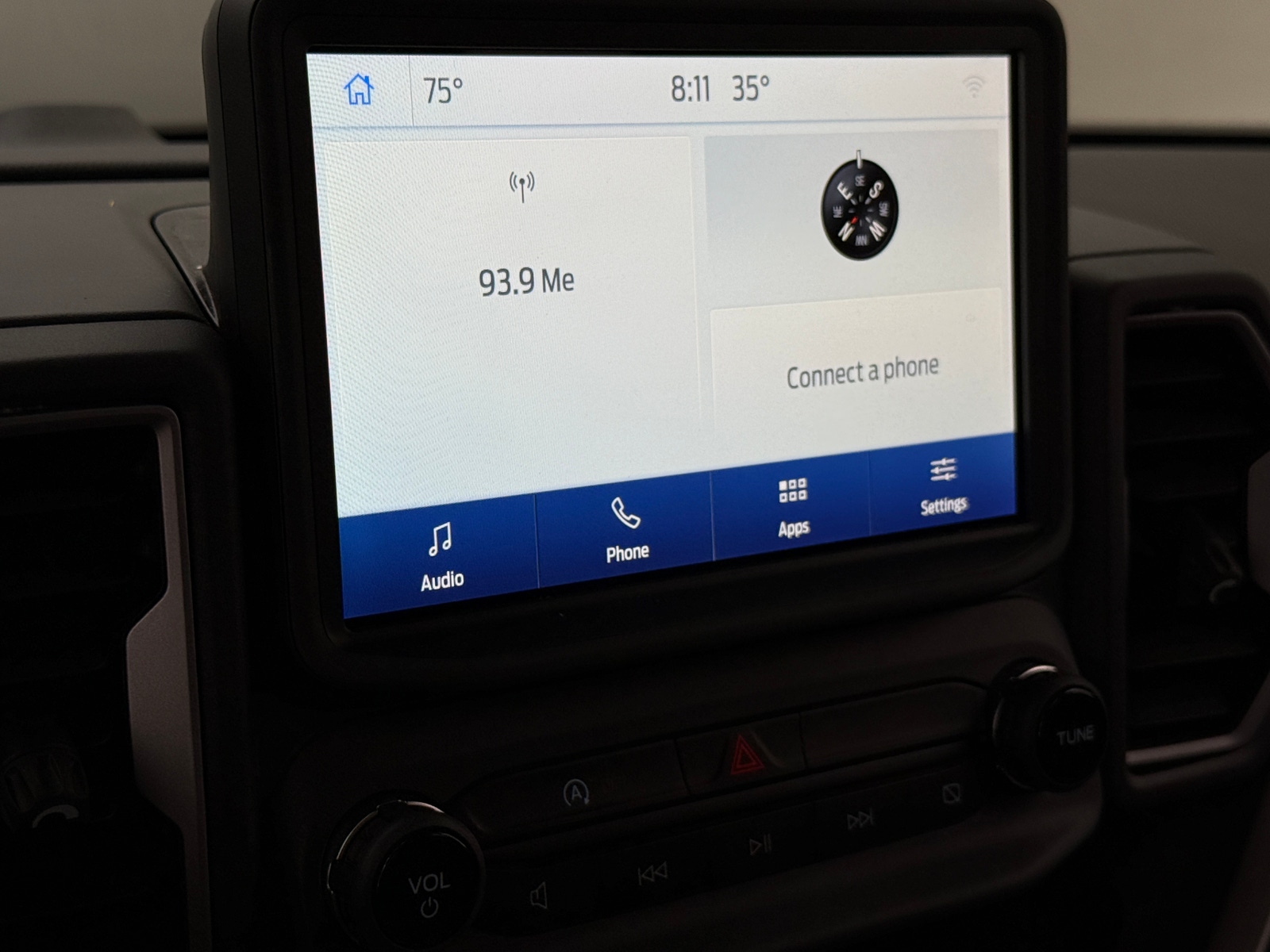 Thumbnail: 2023 Ford Bronco Sport - 4