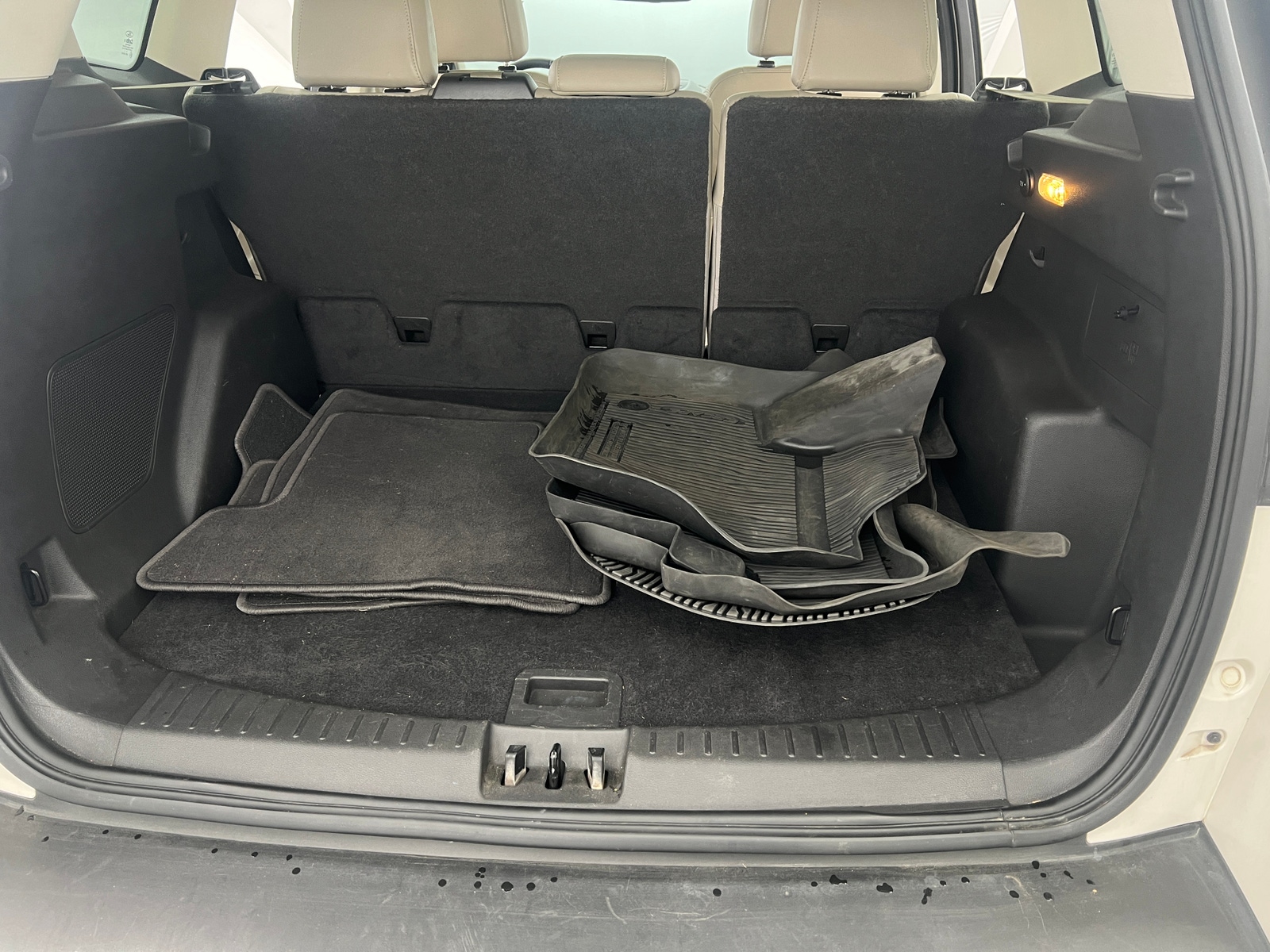 Thumbnail: 2017 Ford Escape - 6