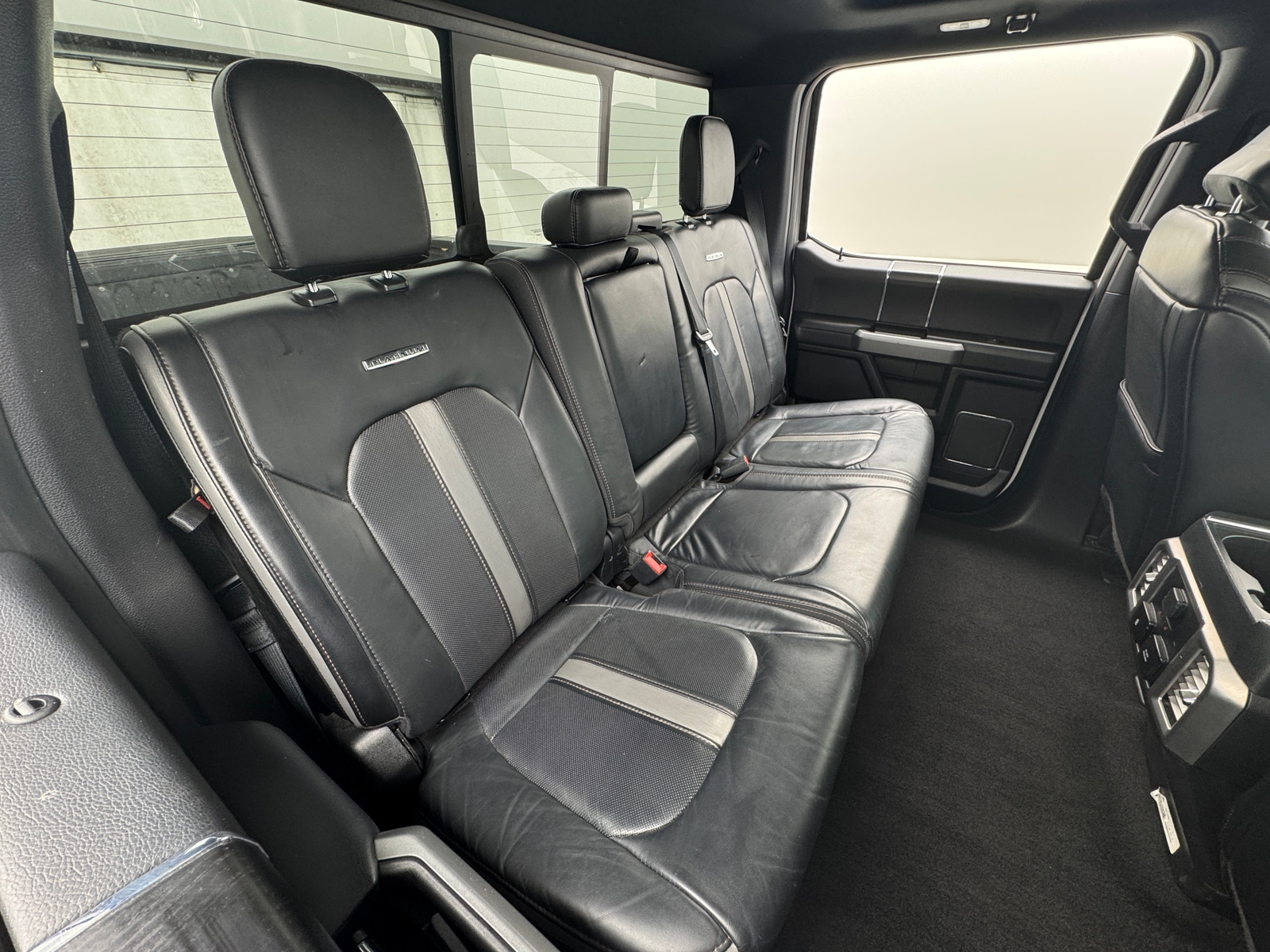 Thumbnail: 2019 Ford Econoline - 5