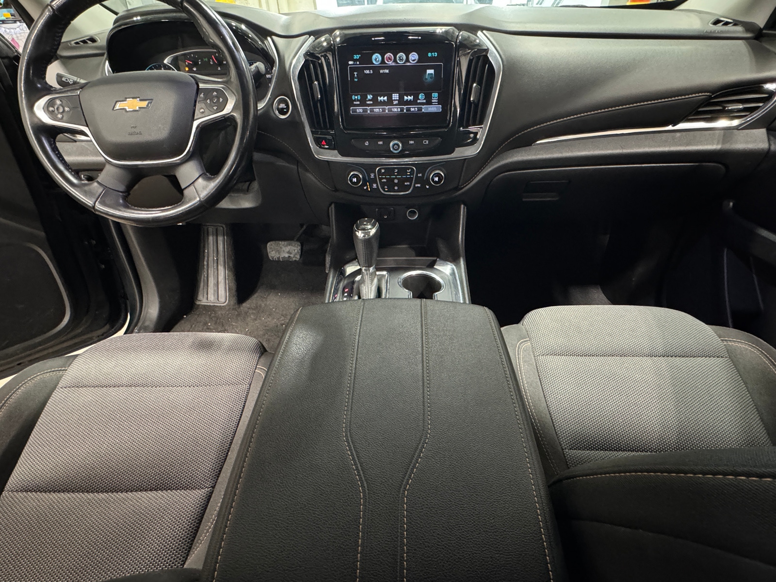 Thumbnail: 2019 Chevrolet Traverse - 3