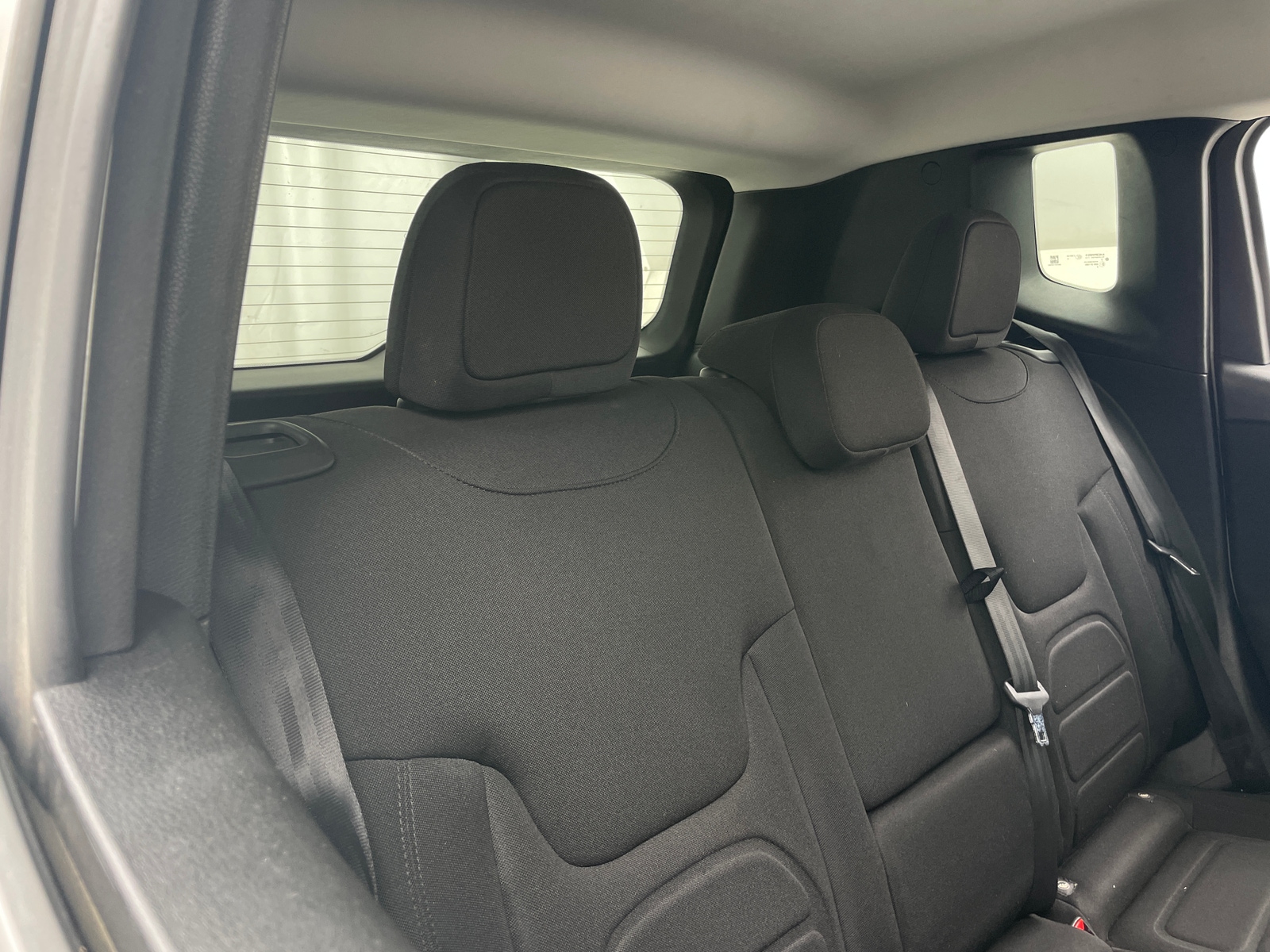 Thumbnail: 2018 Jeep Renegade - 6