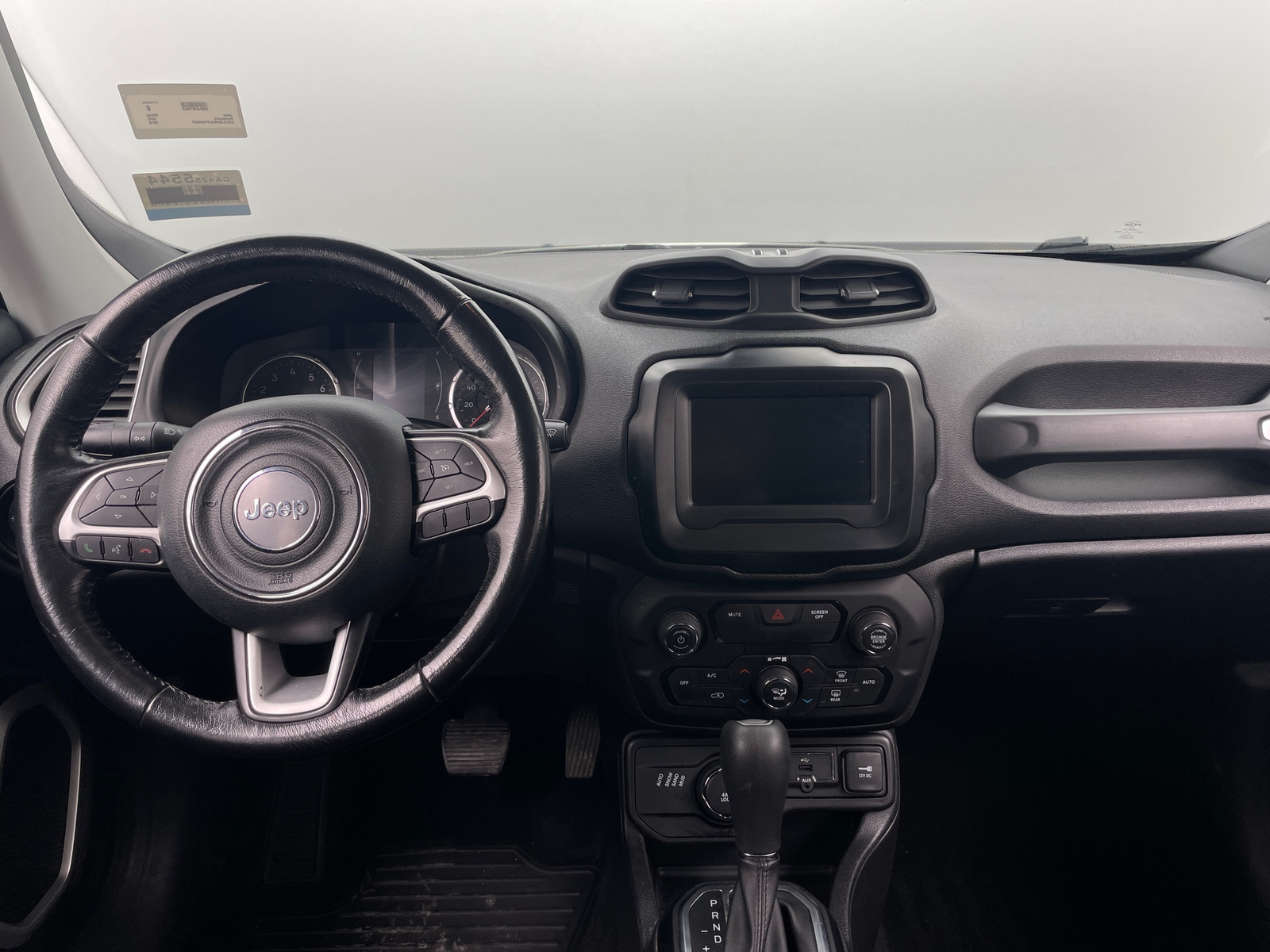 Thumbnail: 2018 Jeep Renegade - 3