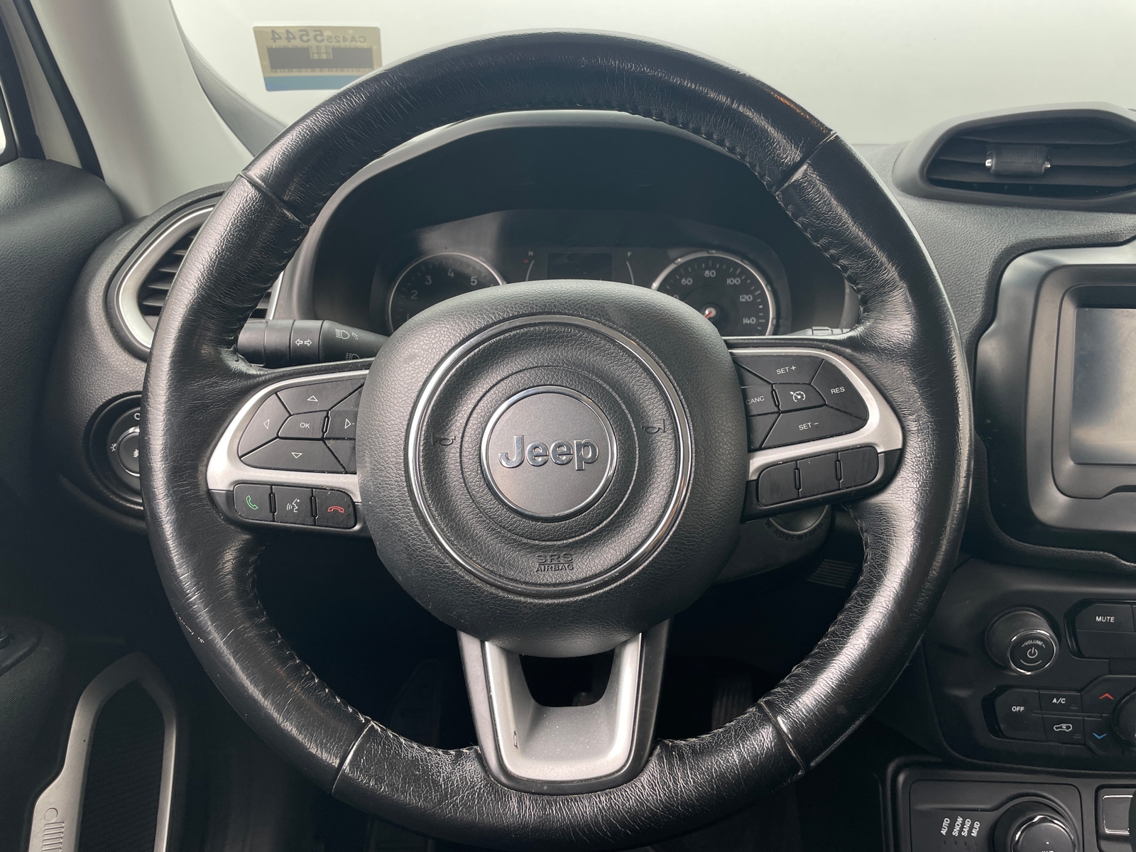 Thumbnail: 2018 Jeep Renegade - 5