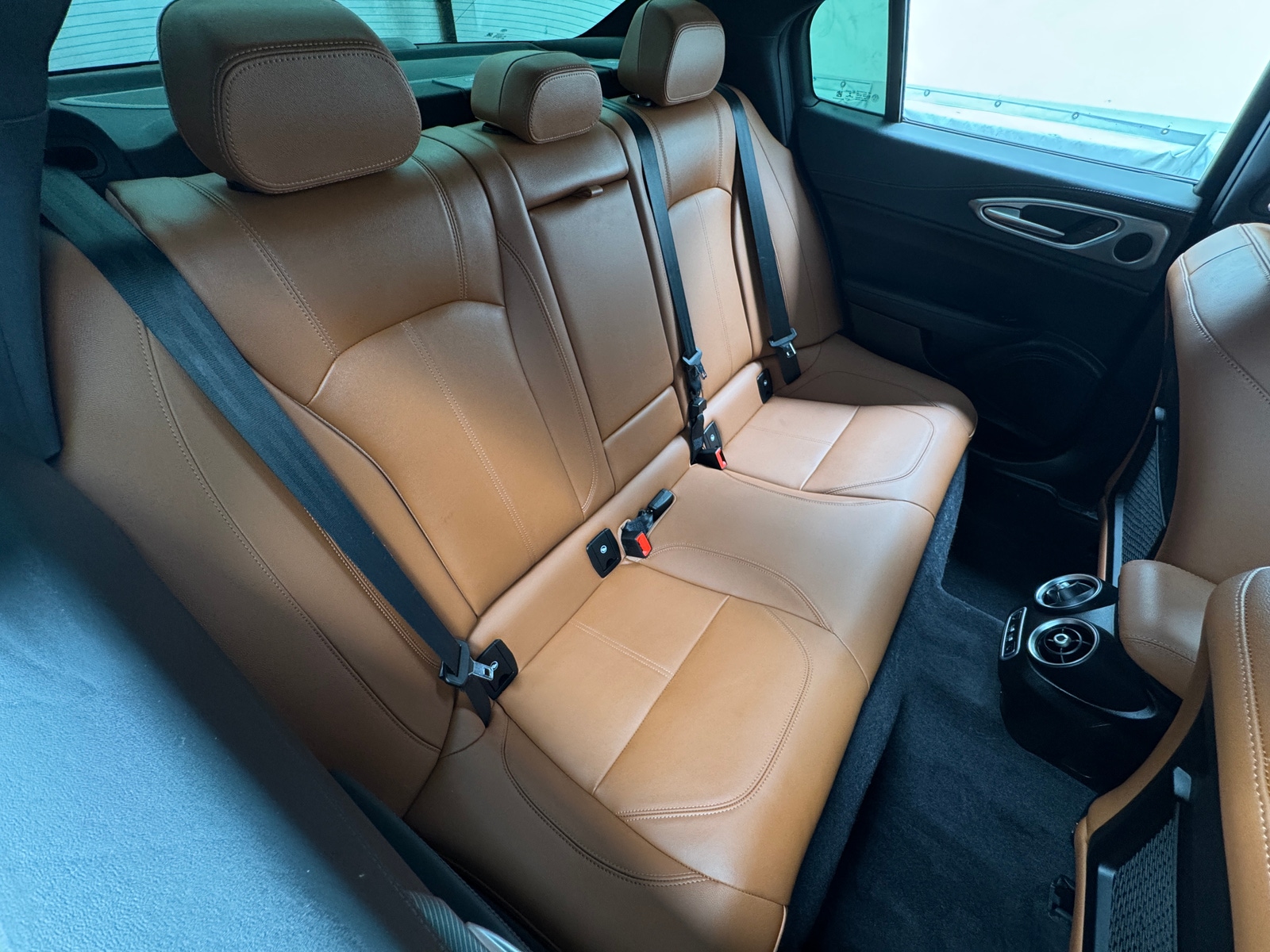 Thumbnail: 2024 Alfa Romeo Giulia - 5