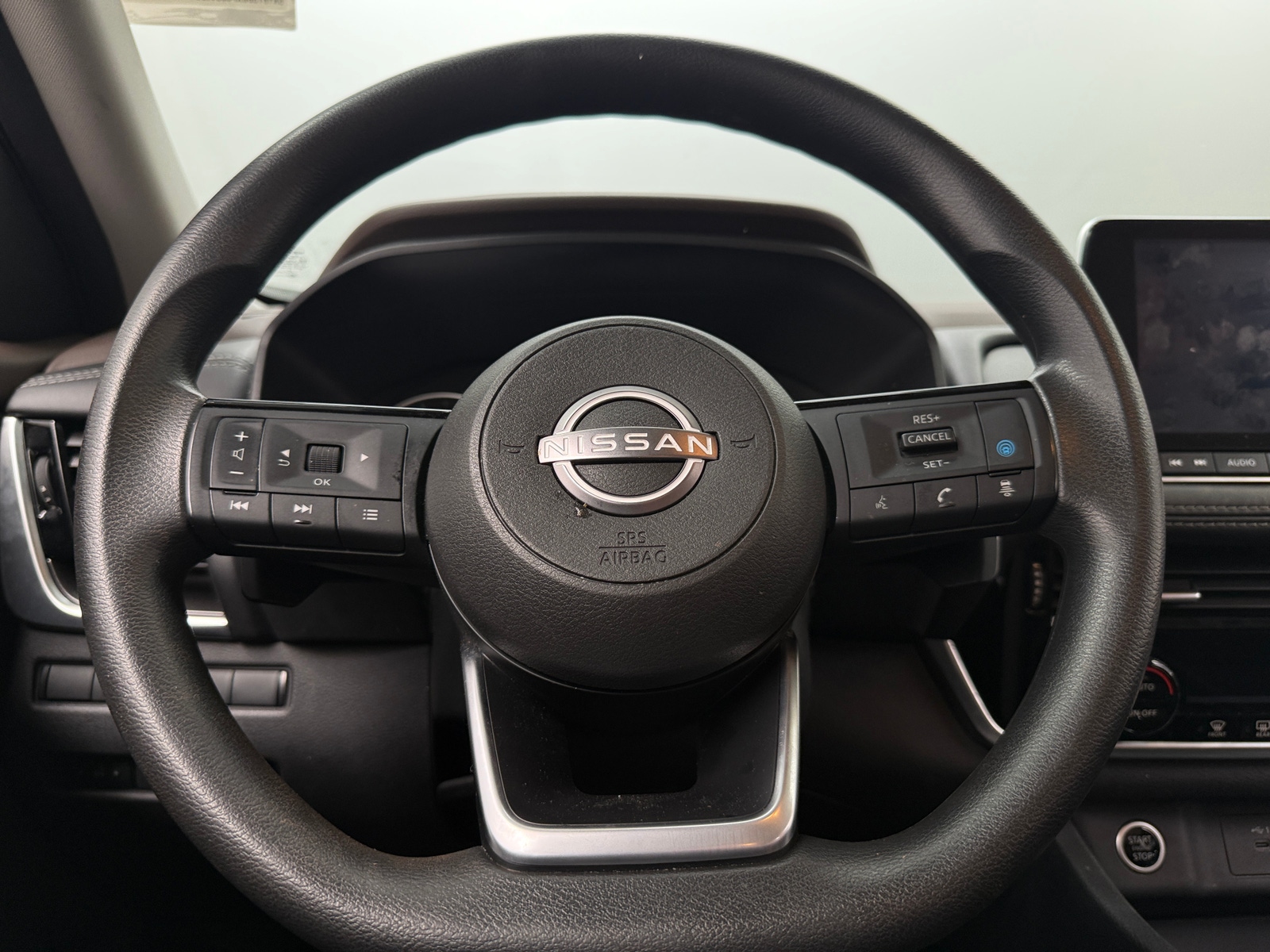 Thumbnail: 2023 Nissan Rogue - 5