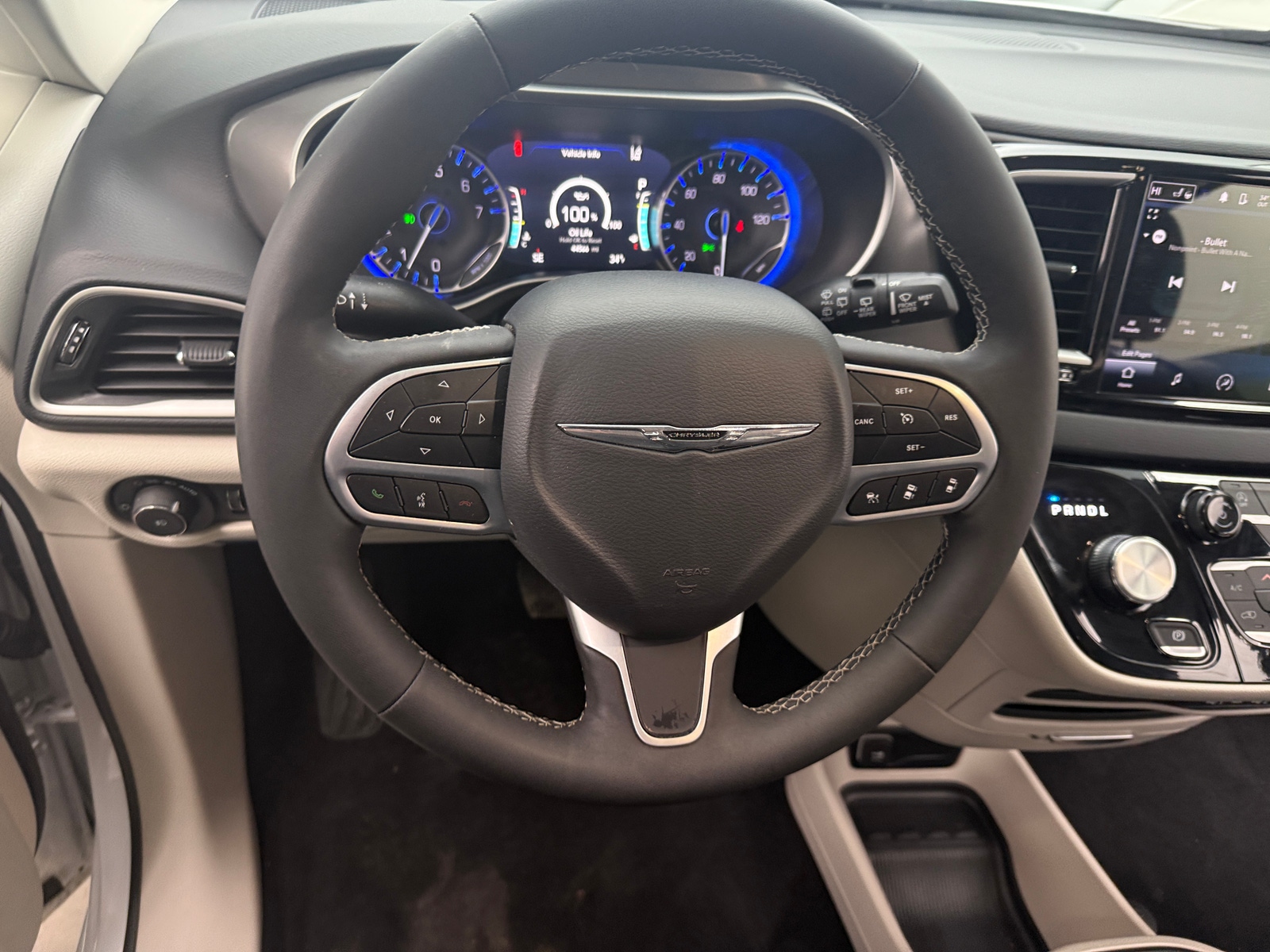 Thumbnail: 2024 Chrysler Pacifica - 4