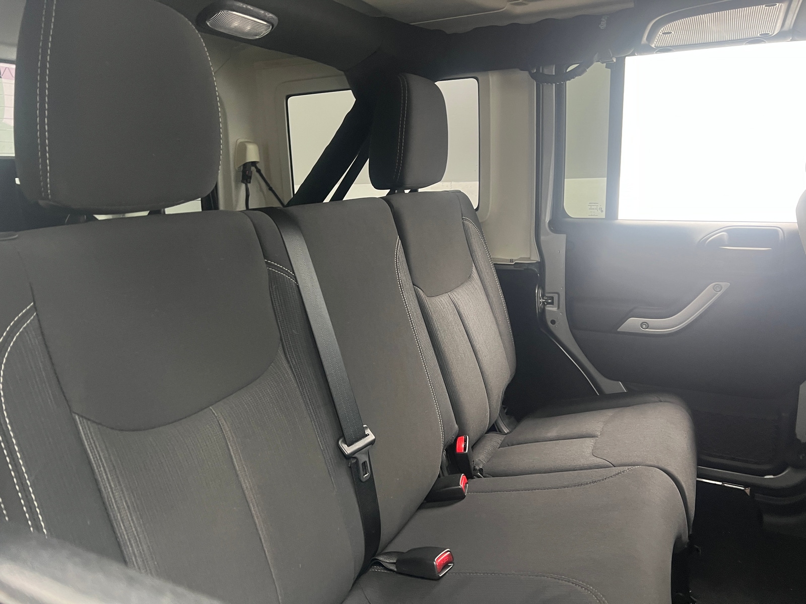 Thumbnail: 2018 Jeep Wrangler - 6