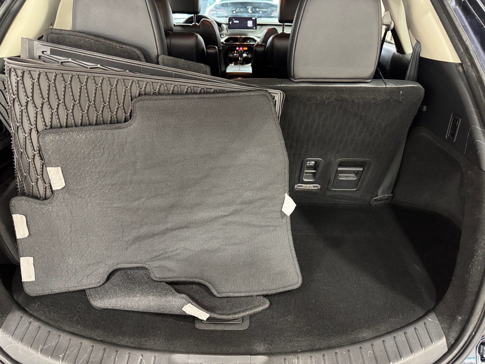 Thumbnail: 2023 Mazda CX-9 - 6