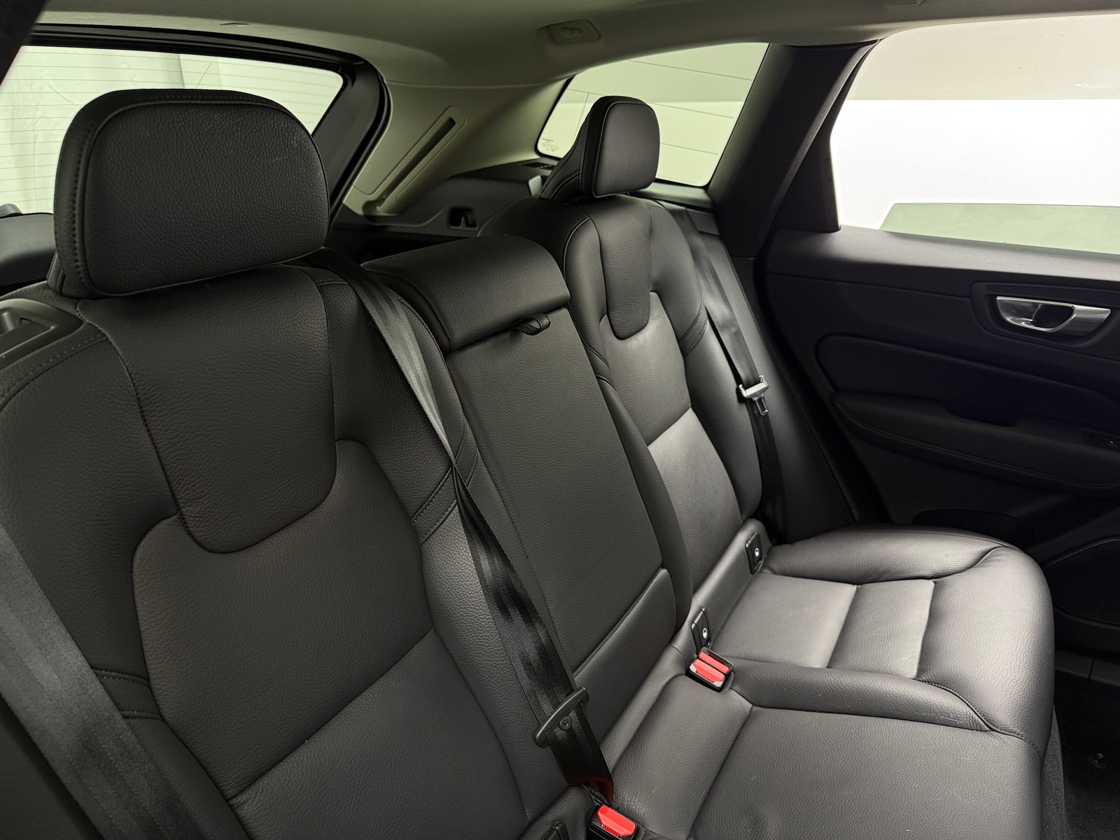 Thumbnail: 2023 Volvo XC60 - 5