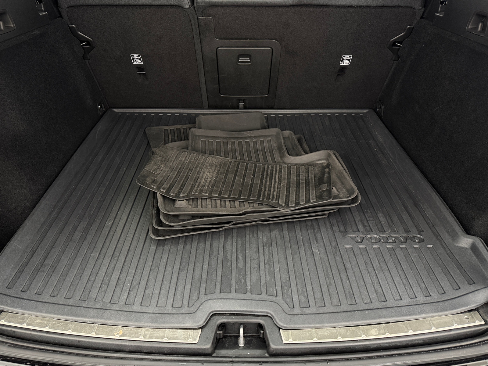 Thumbnail: 2023 Volvo XC60 - 6