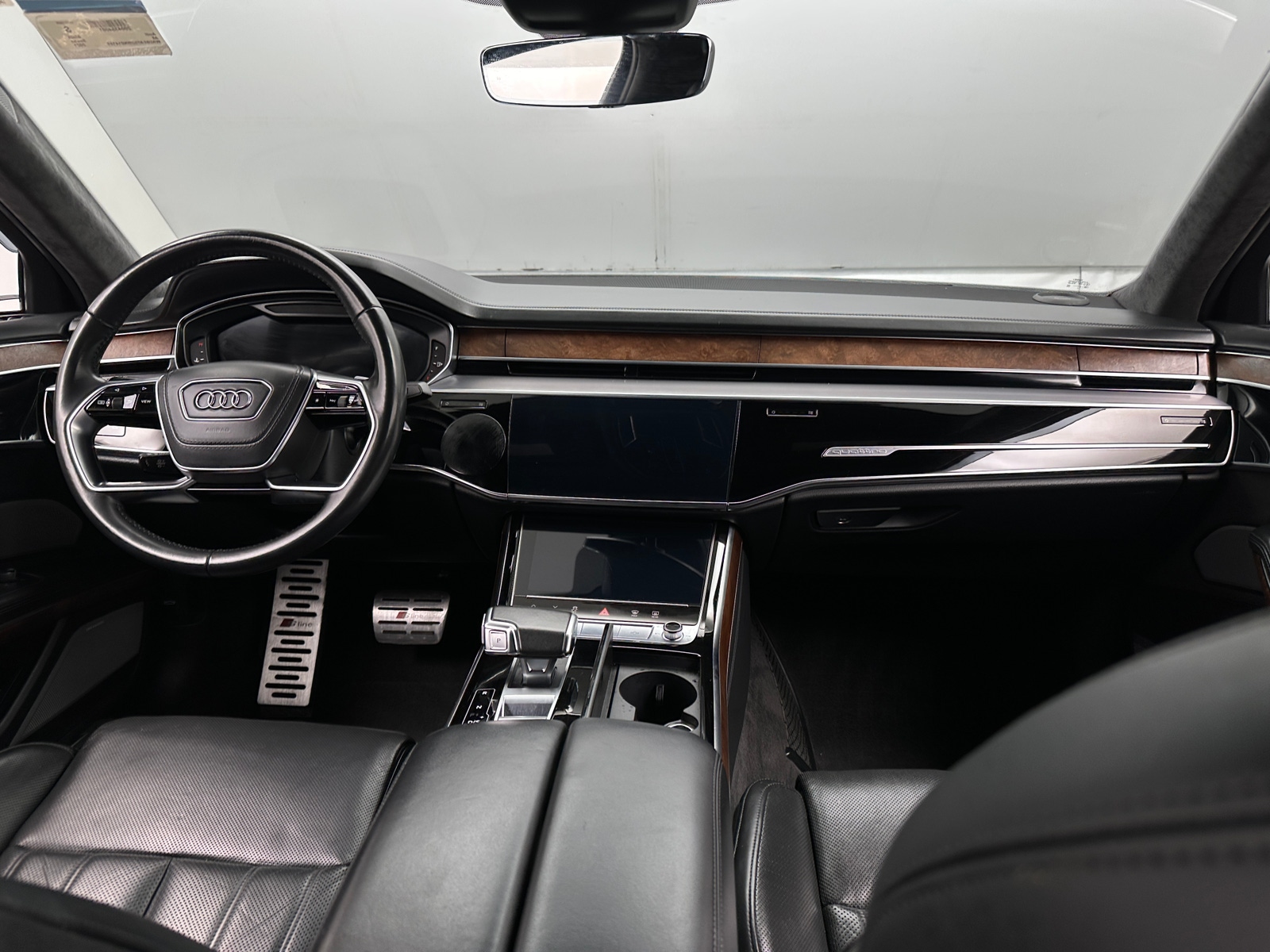 Thumbnail: 2021 Audi A8 - 2