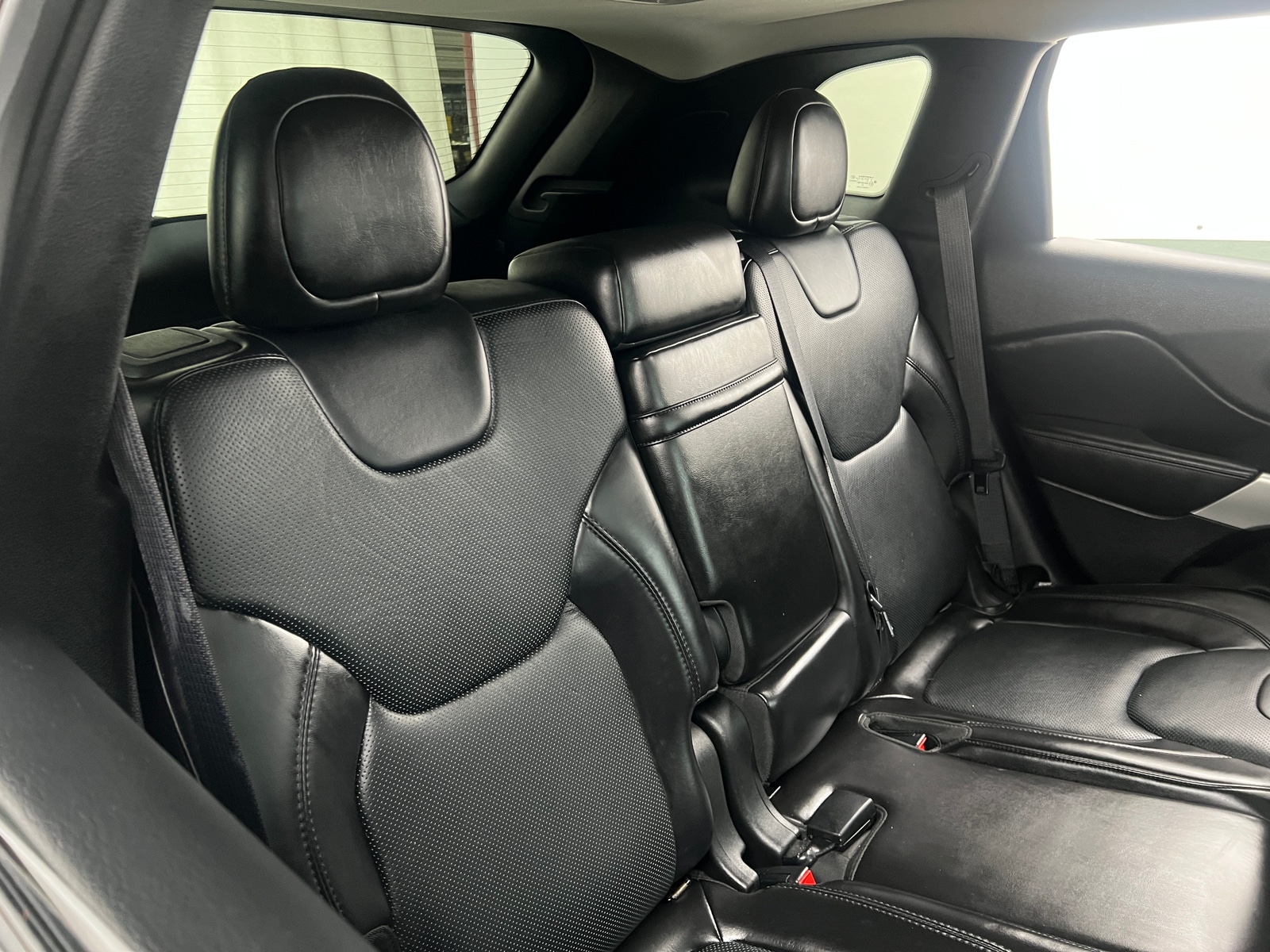 Thumbnail: 2017 Jeep Cherokee - 5