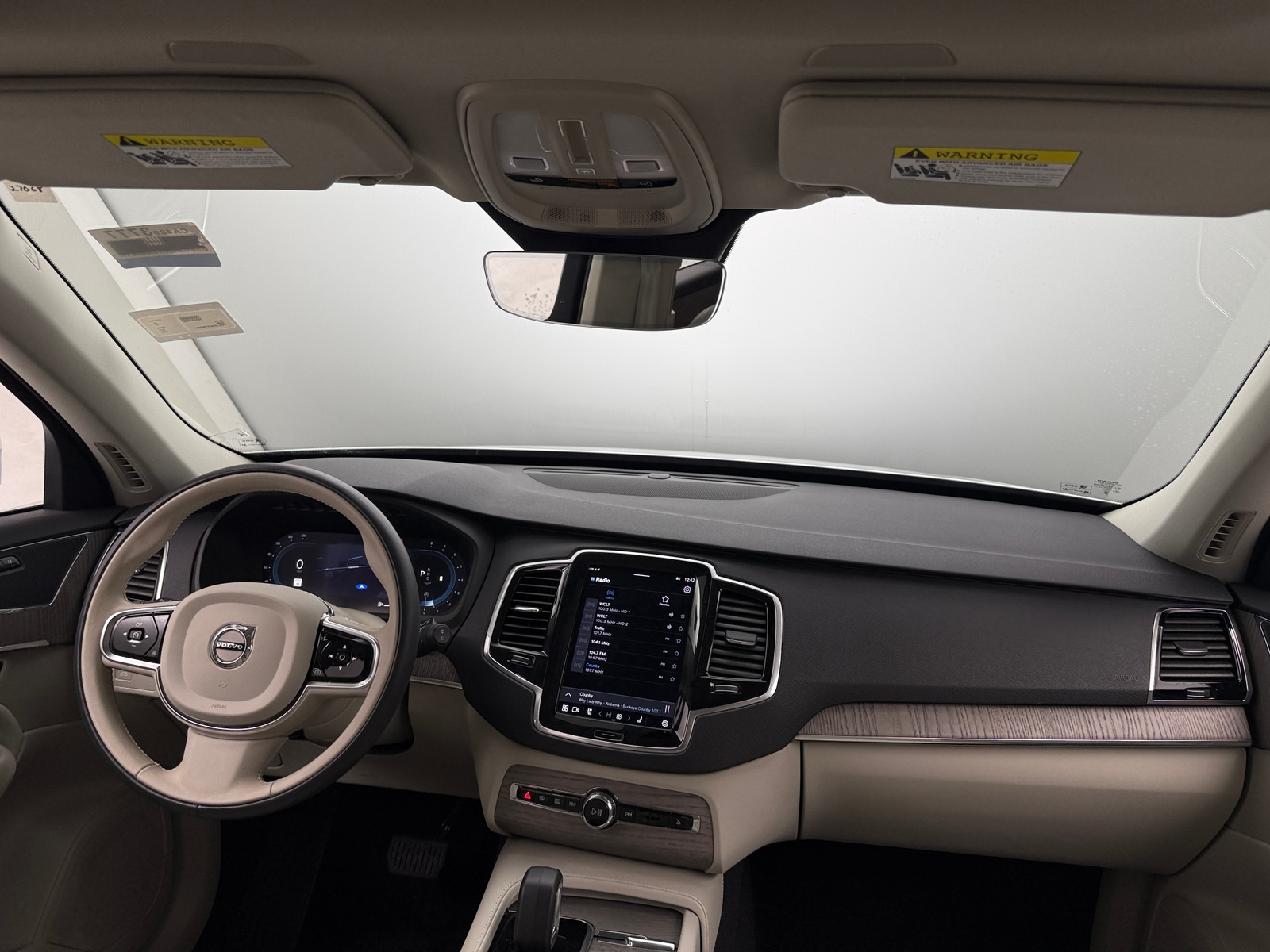 Thumbnail: 2023 Volvo XC90 - 2