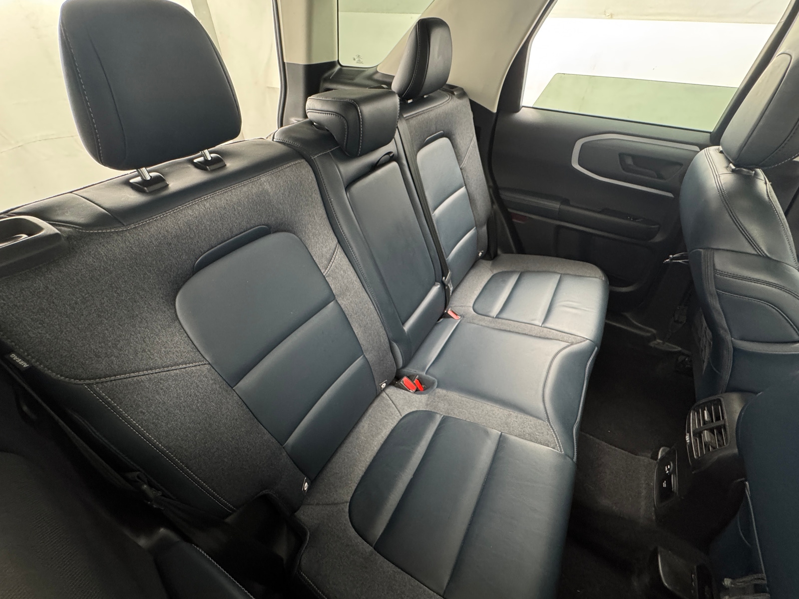 Thumbnail: 2022 Ford Bronco Sport - 5