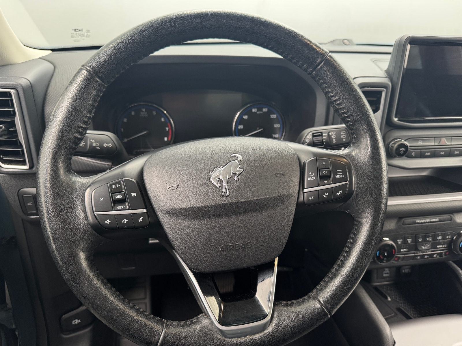 Thumbnail: 2022 Ford Bronco Sport - 4