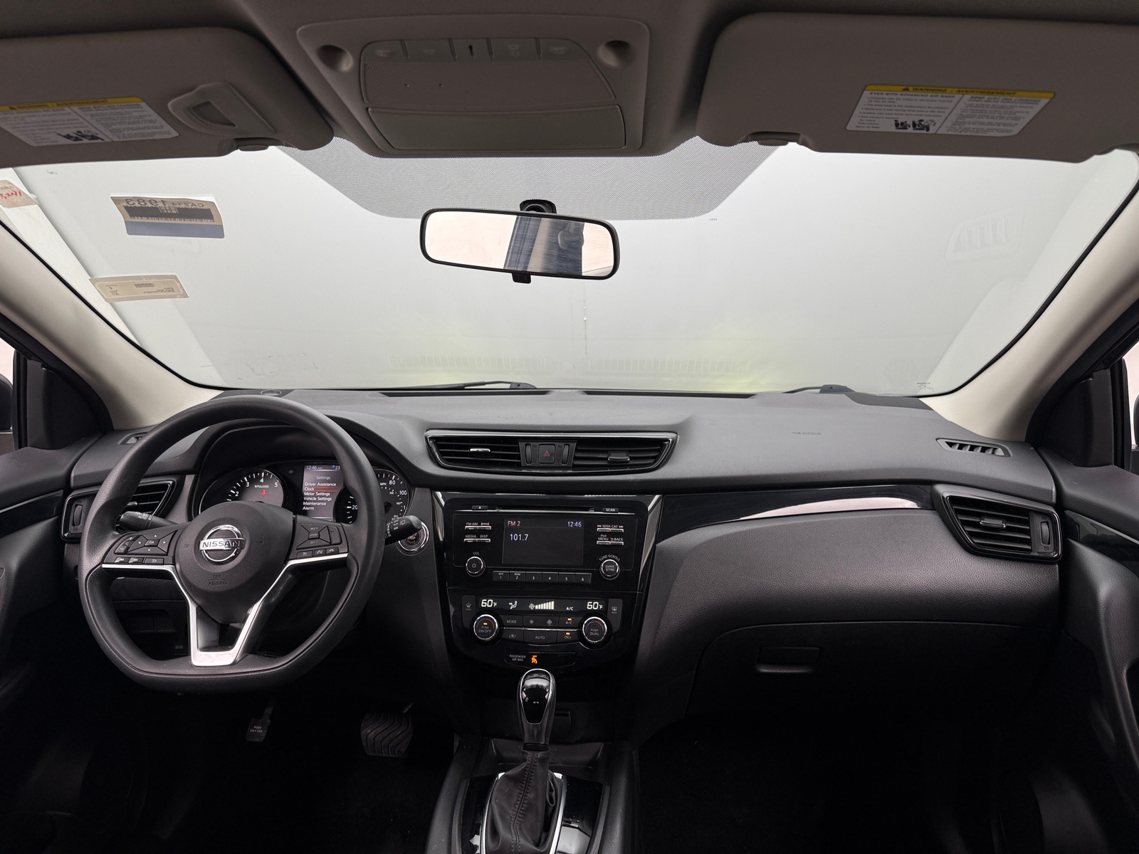 Thumbnail: 2017 Nissan Rogue Sport - 3