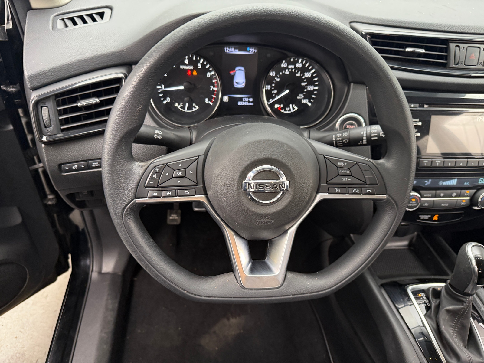 Thumbnail: 2017 Nissan Rogue Sport - 5