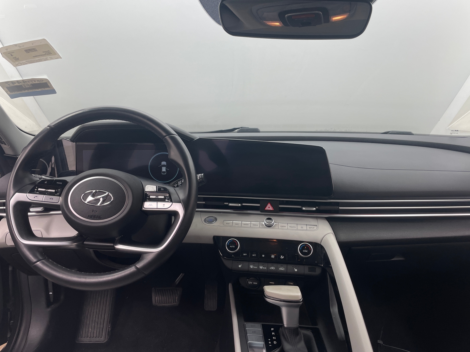 Thumbnail: 2023 Hyundai Elantra - 2