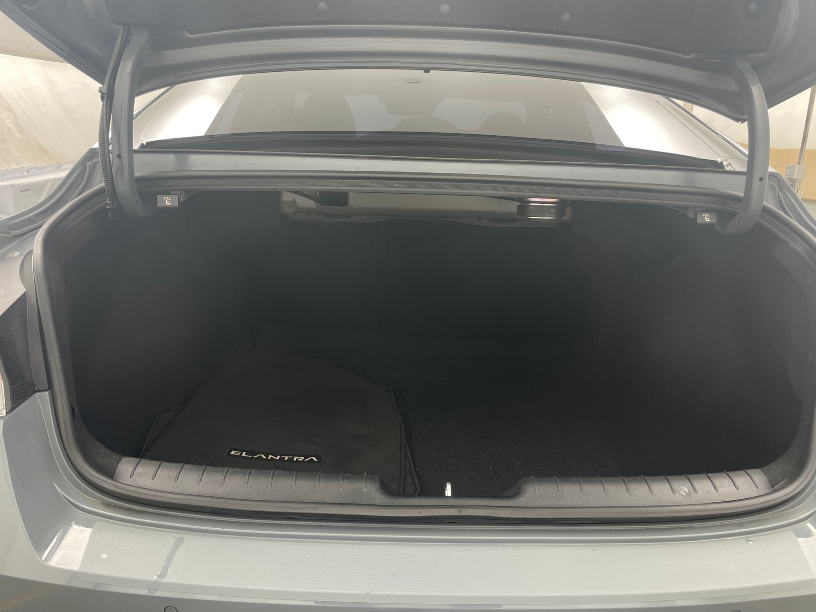 Thumbnail: 2023 Hyundai Elantra - 6