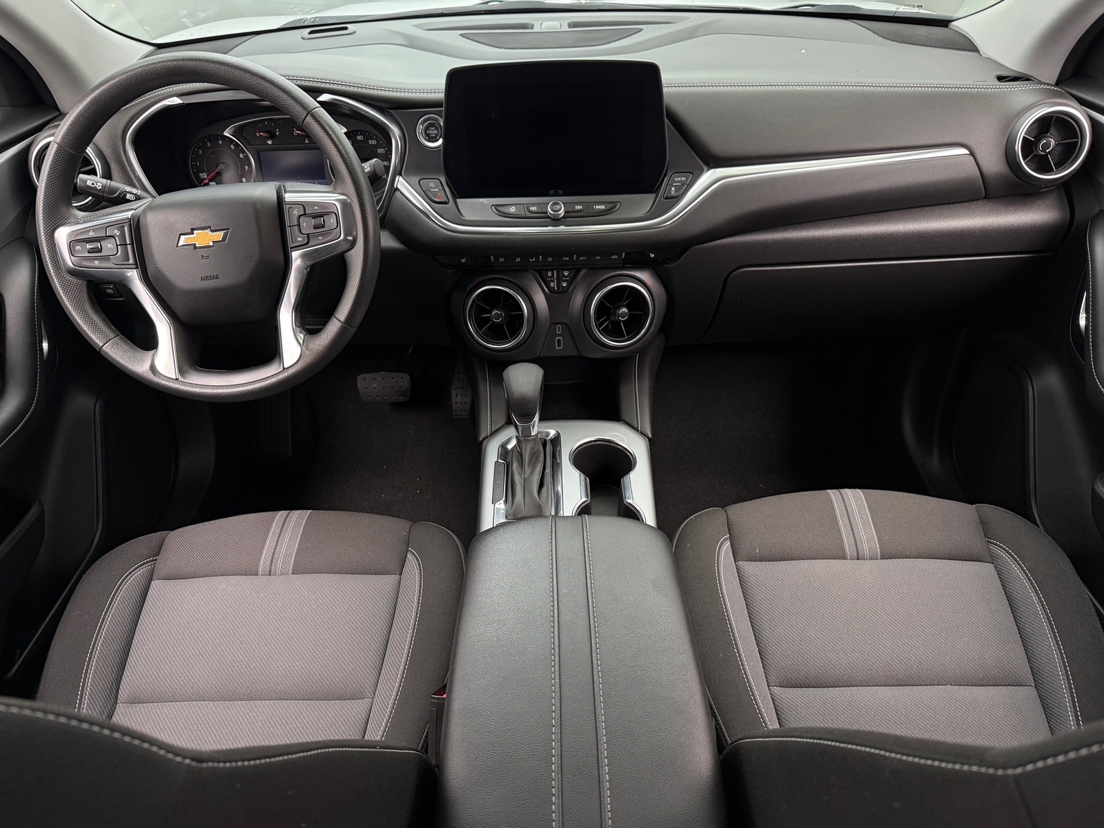 Thumbnail: 2025 Chevrolet Blazer - 3