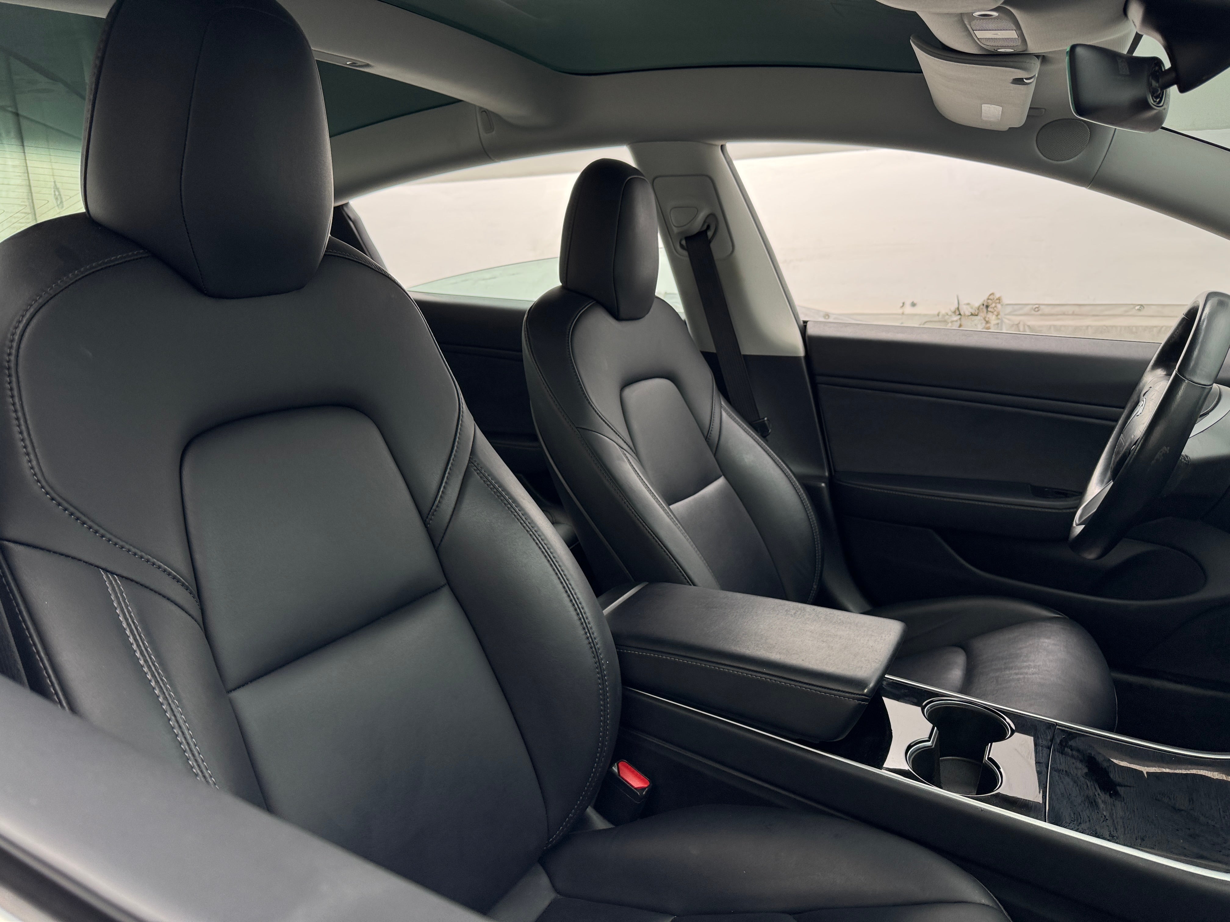 2018 Tesla Model 3 - Image 1