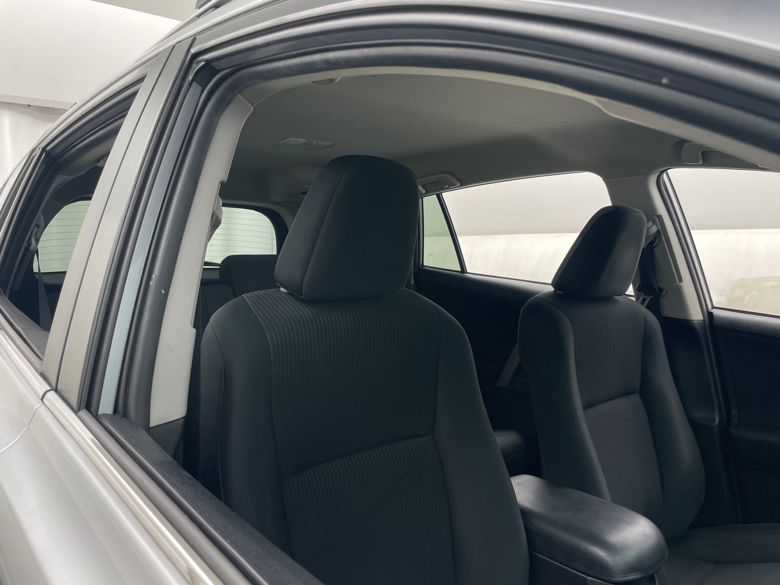 Thumbnail: 2016 Toyota RAV4 - 2