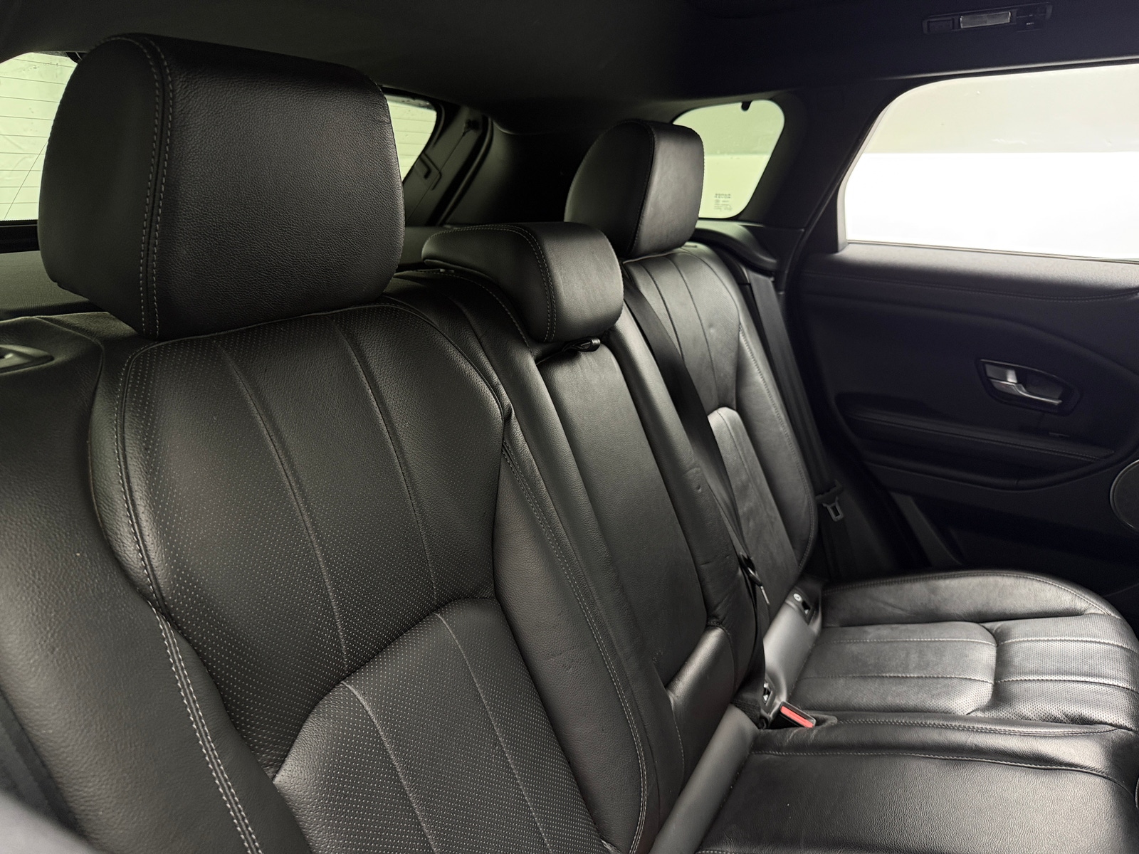 Thumbnail: 2019 Land Rover Range Rover Evoque - 5