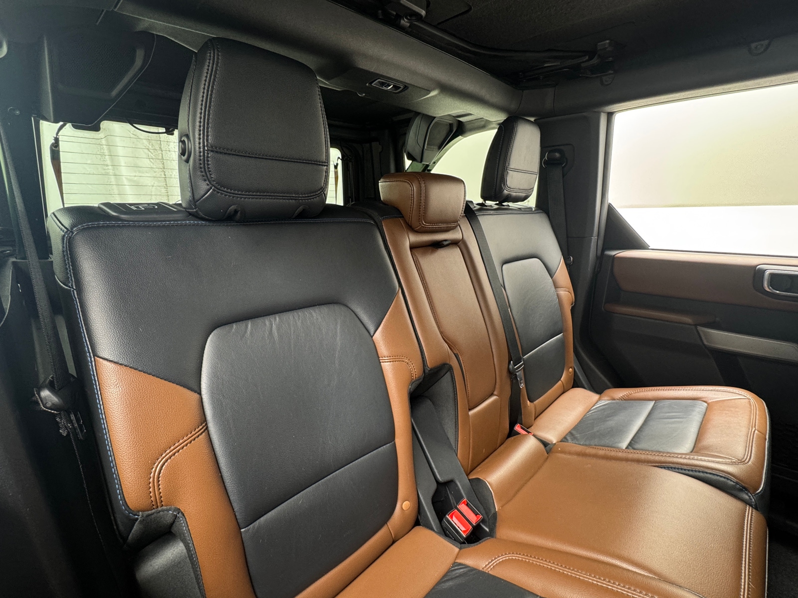 Thumbnail: 2022 Ford Bronco - 5