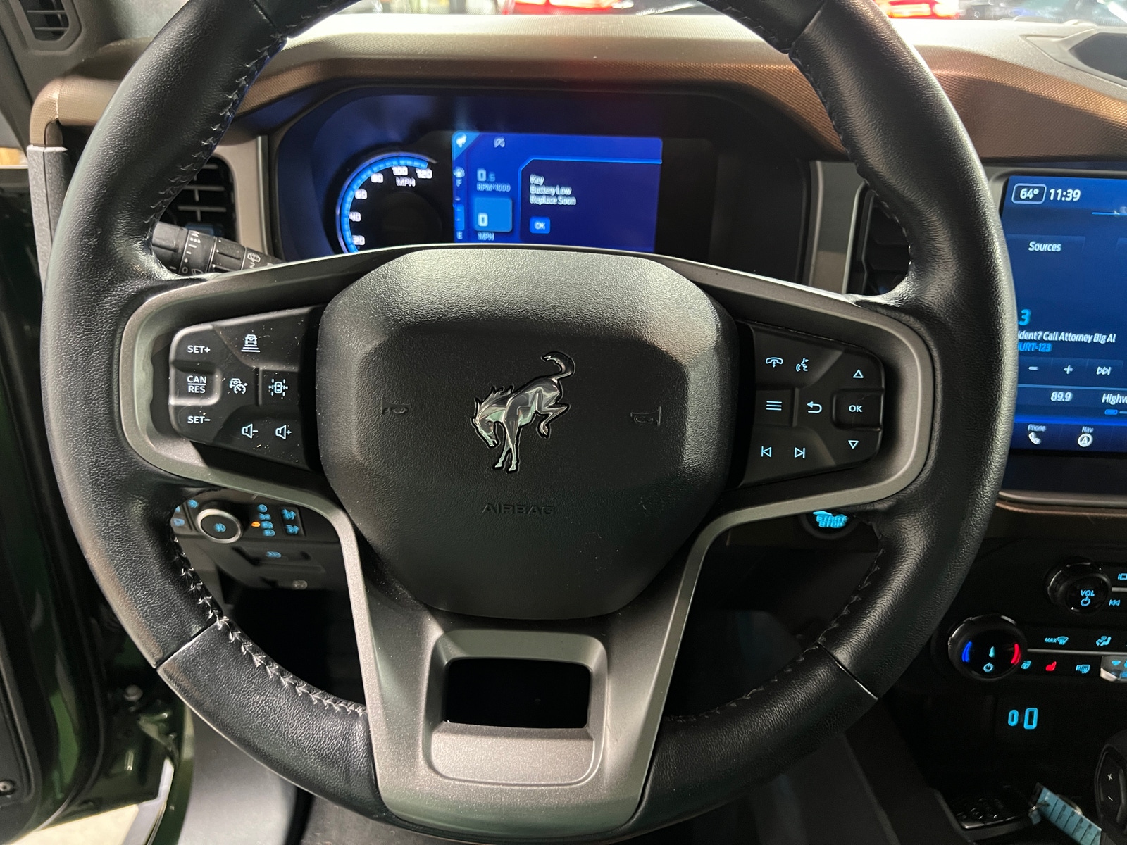 Thumbnail: 2022 Ford Bronco - 4