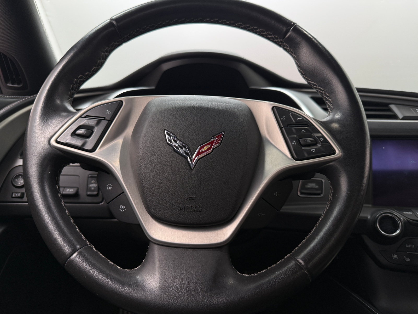 Thumbnail: 2014 Chevrolet Corvette - 3