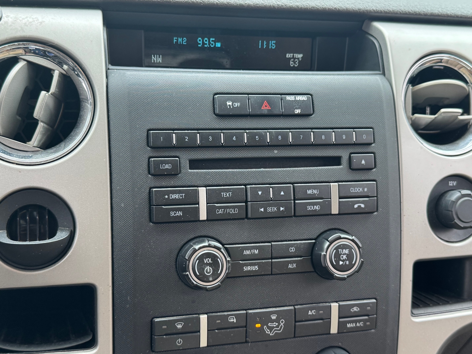 Thumbnail: 2012 Ford Econoline - 4