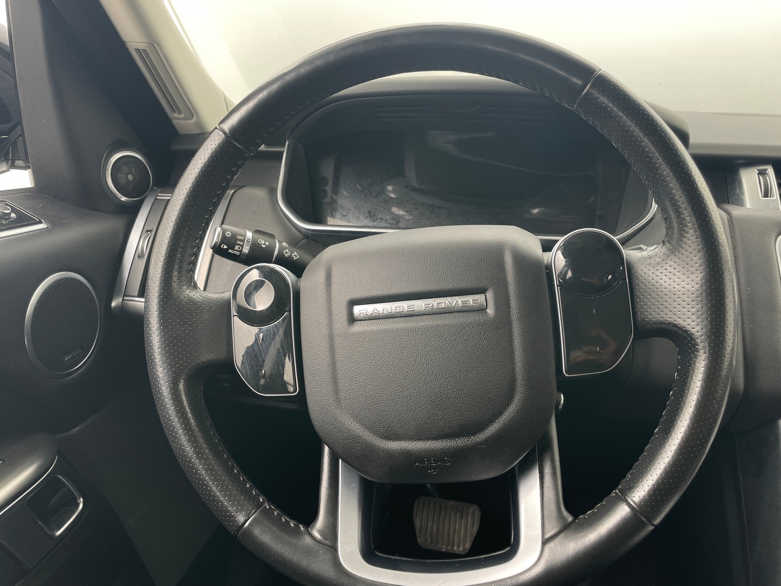 Thumbnail: 2019 Land Rover Range Rover Sport - 4