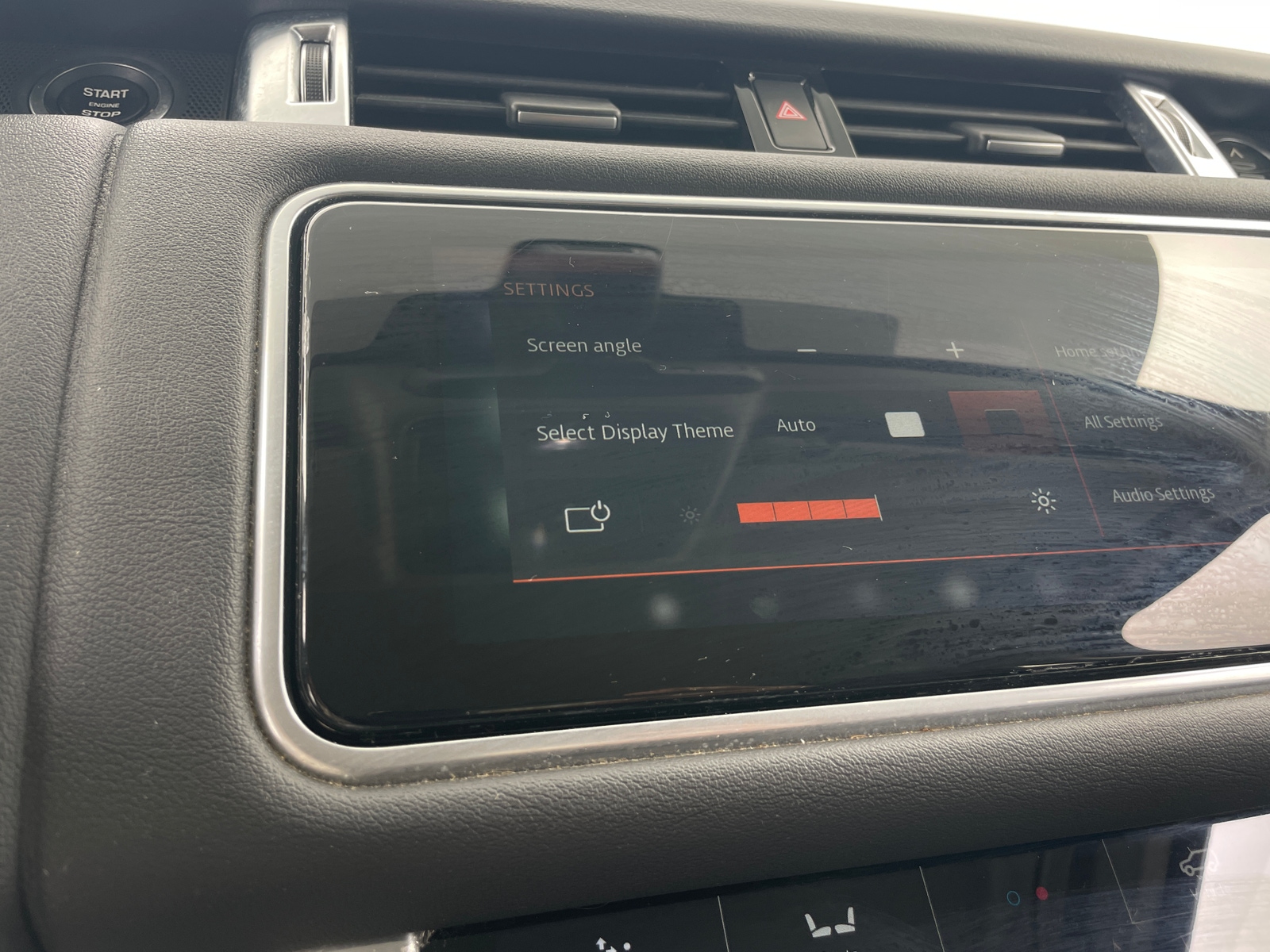 Thumbnail: 2019 Land Rover Range Rover Sport - 3