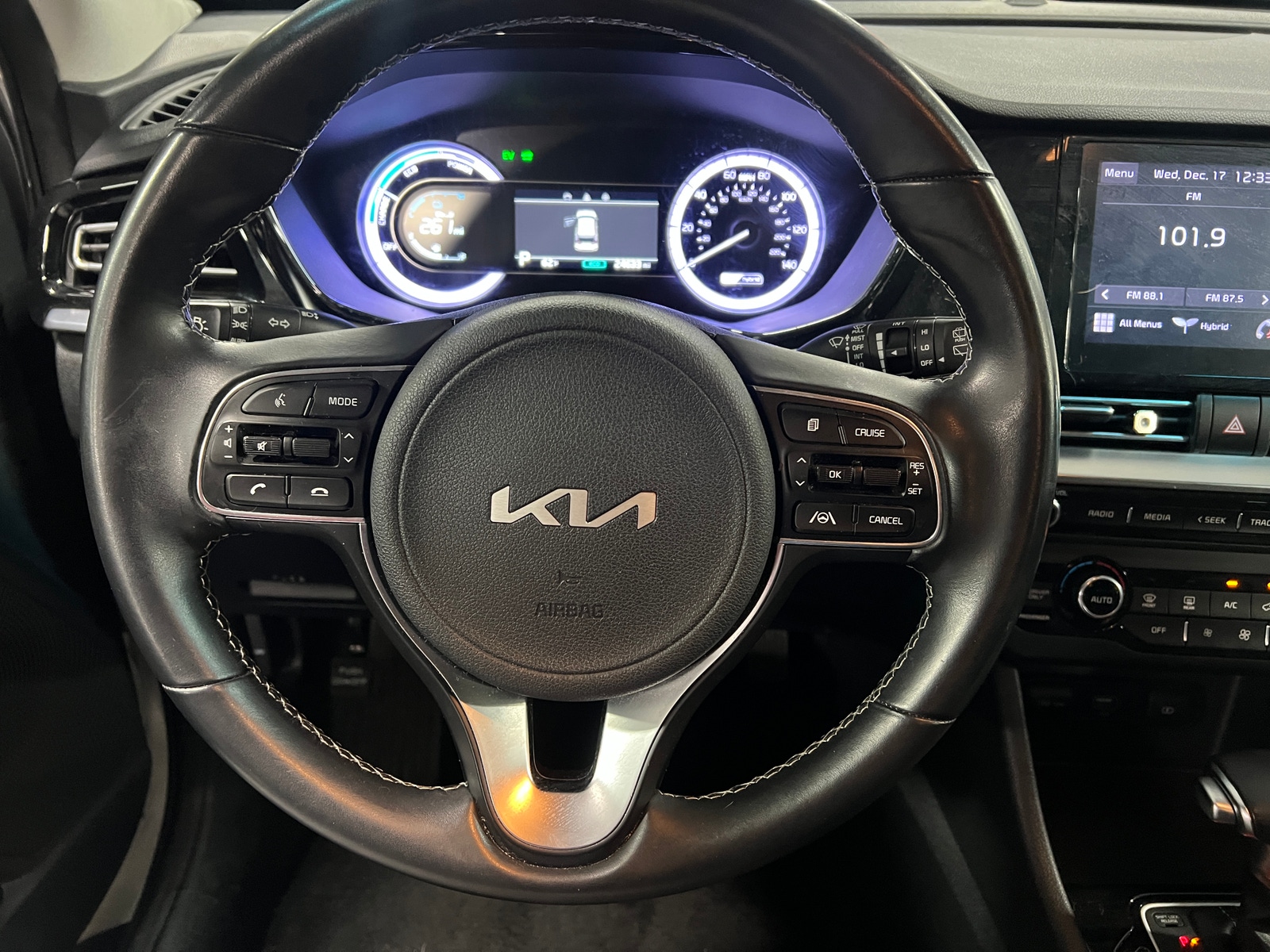 Thumbnail: 2022 Kia Niro - 5