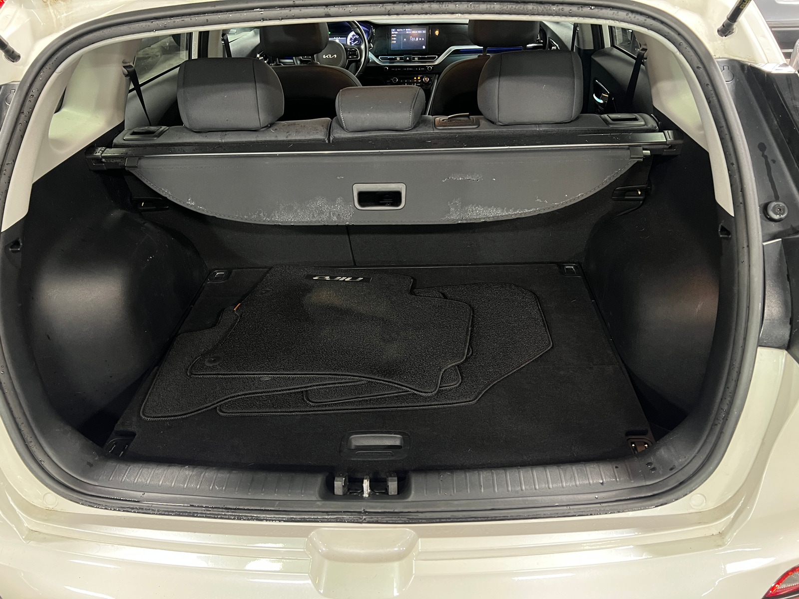 Thumbnail: 2022 Kia Niro - 7