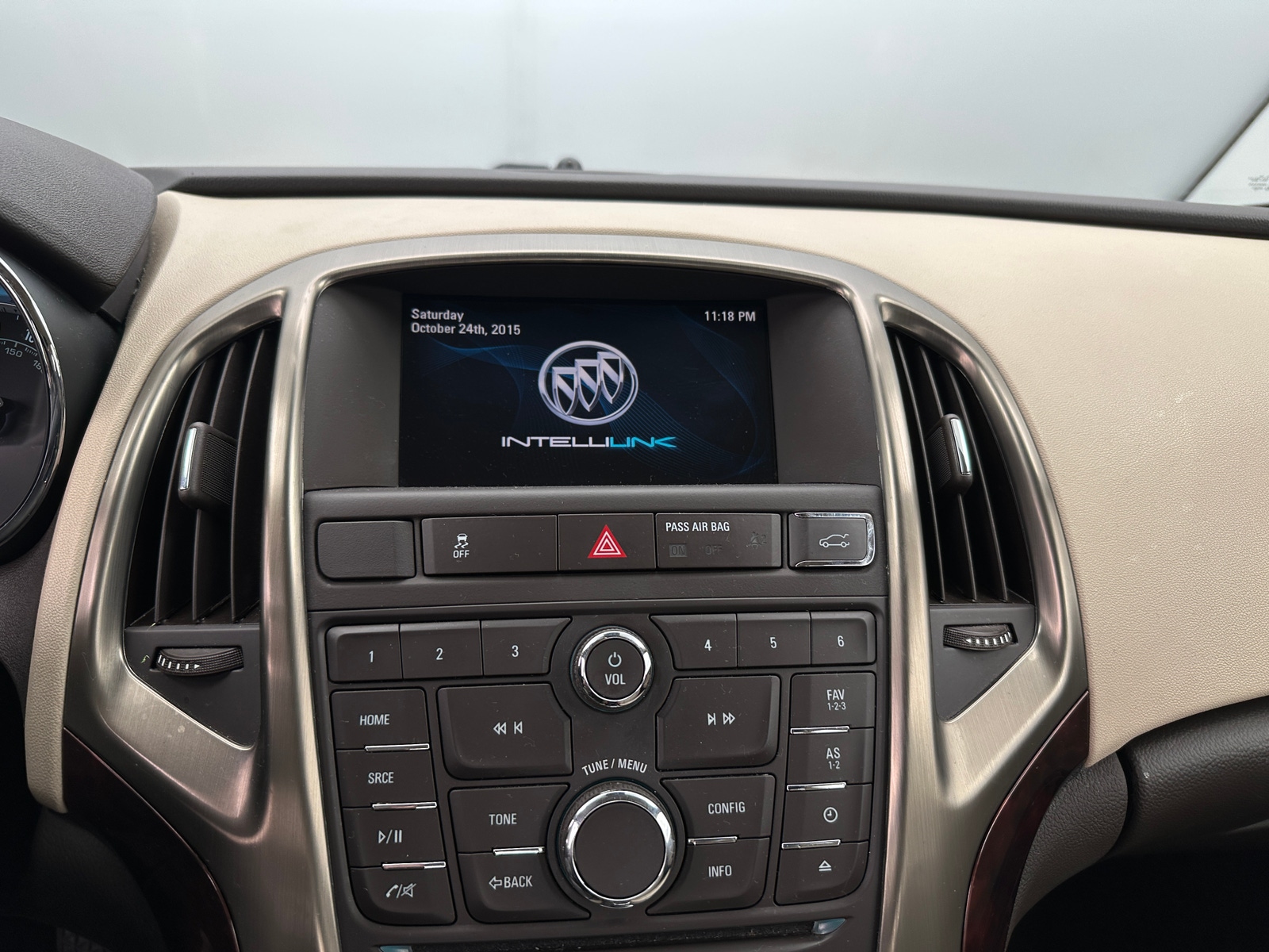 Thumbnail: 2016 Buick Verano - 3