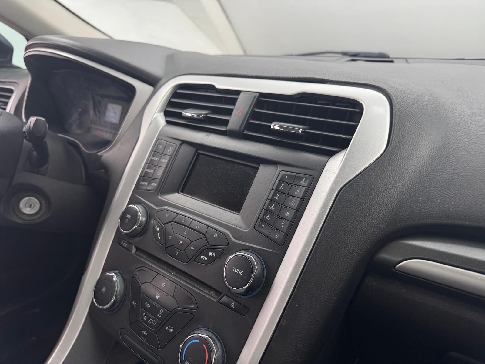 Thumbnail: 2016 Ford Fusion - 4