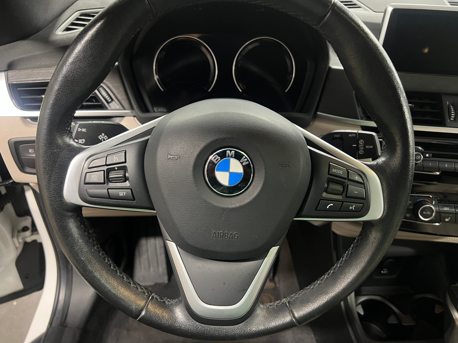 Thumbnail: 2019 BMW X1 - 4
