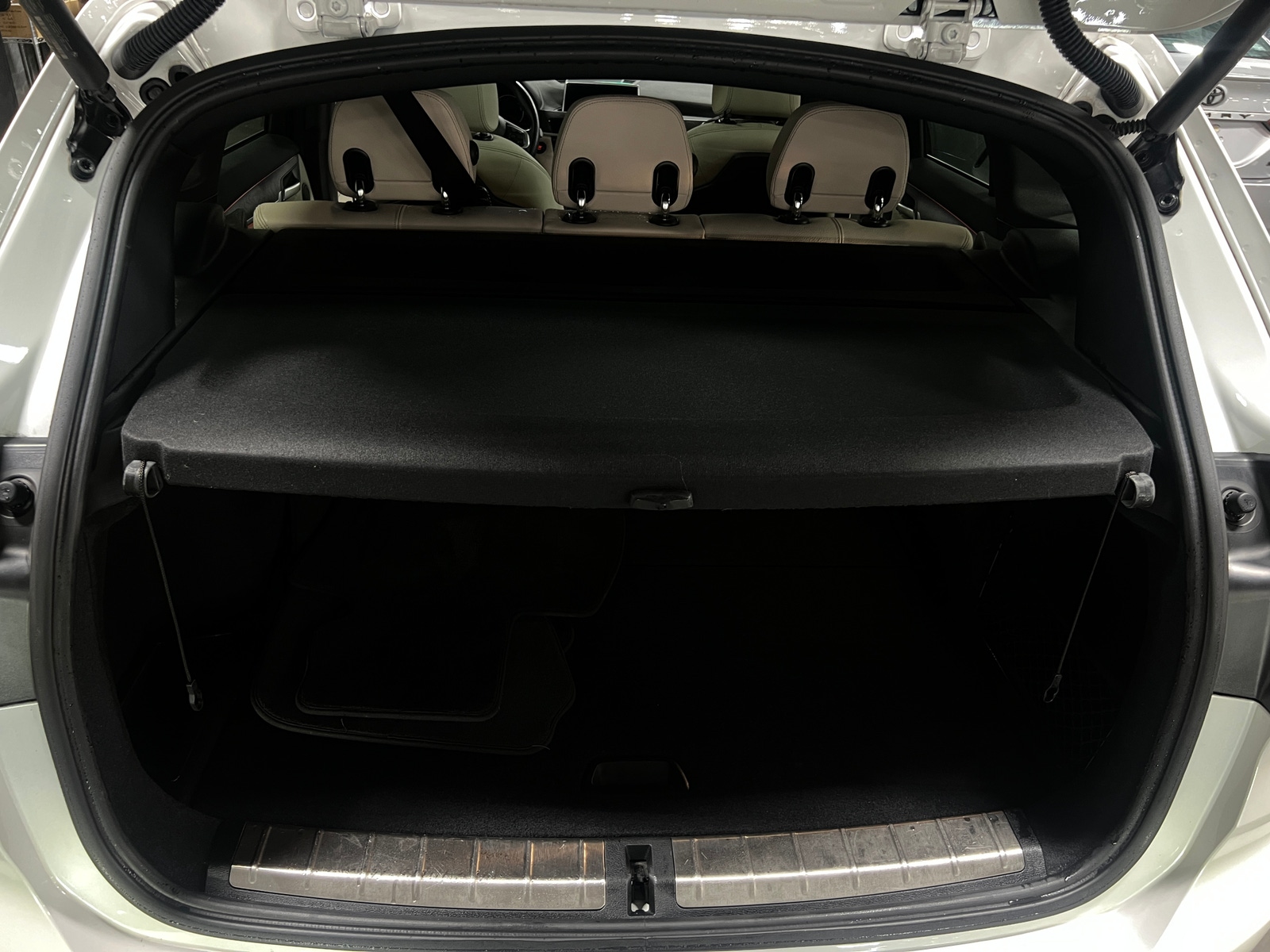 Thumbnail: 2019 BMW X1 - 6