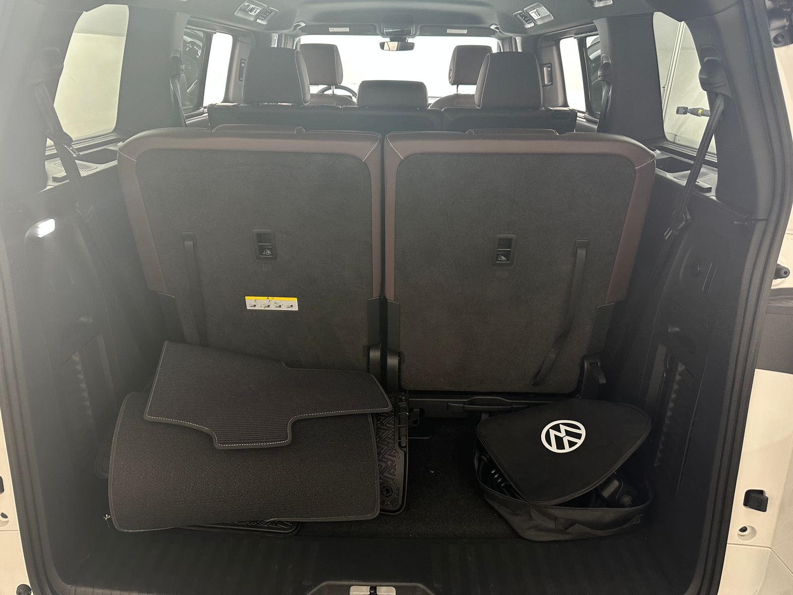 Thumbnail: 2025 Volkswagen ID.Buzz - 6