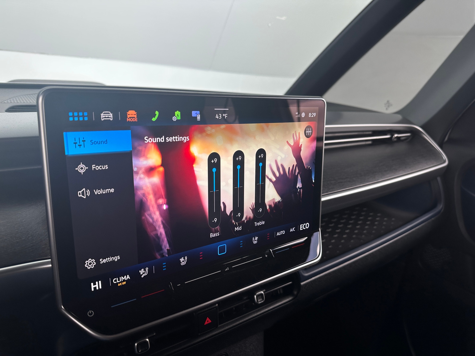 Thumbnail: 2025 Volkswagen ID.Buzz - 3