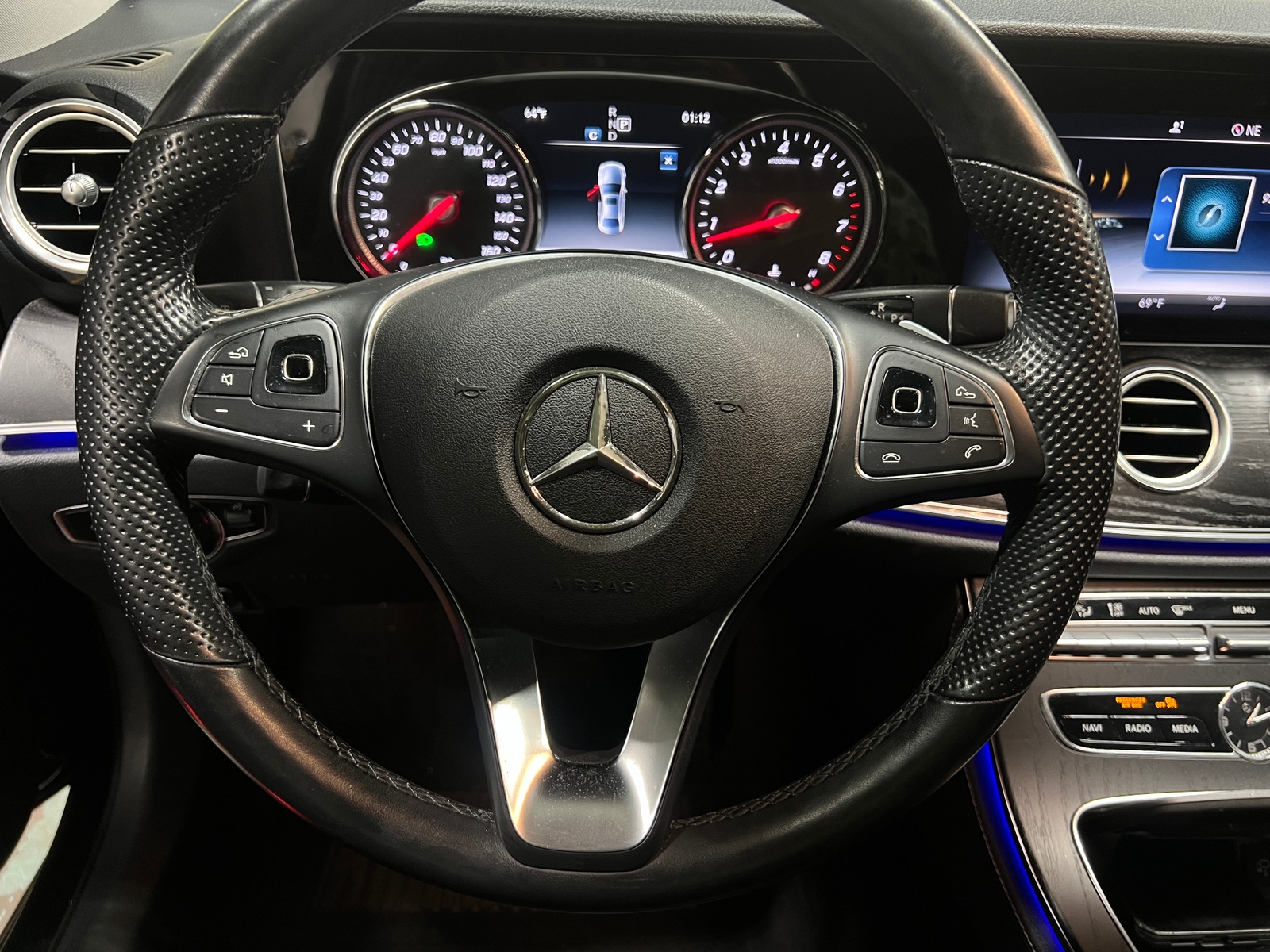 Thumbnail: 2018 Mercedes-Benz E-Class - 4